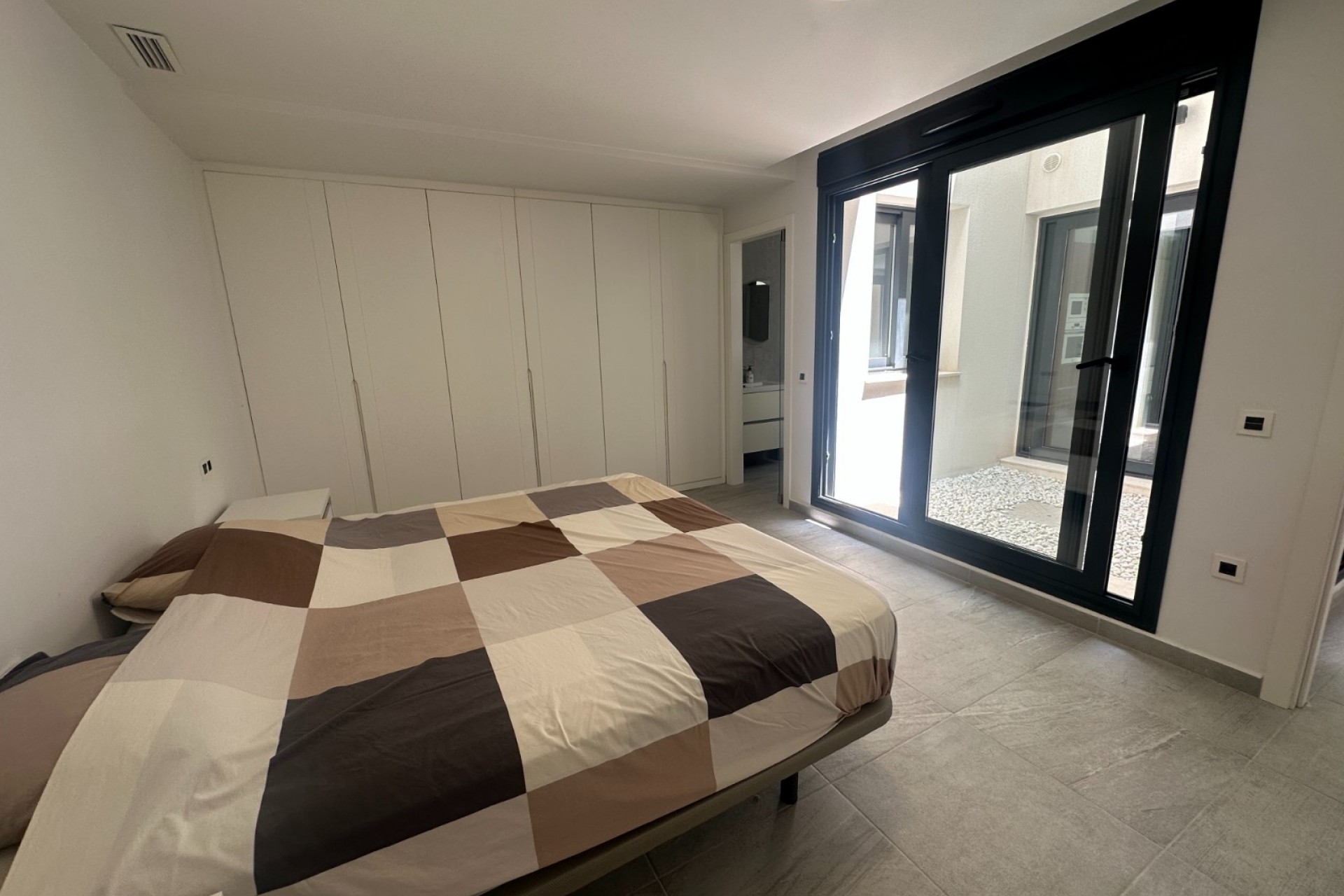 Resale - Villa -
San Miguel de Salinas - San Miguel Salinas