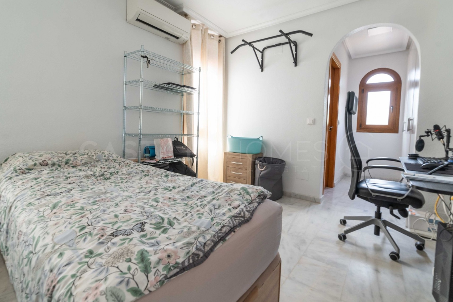 Resale - Villa -
San Miguel de Salinas