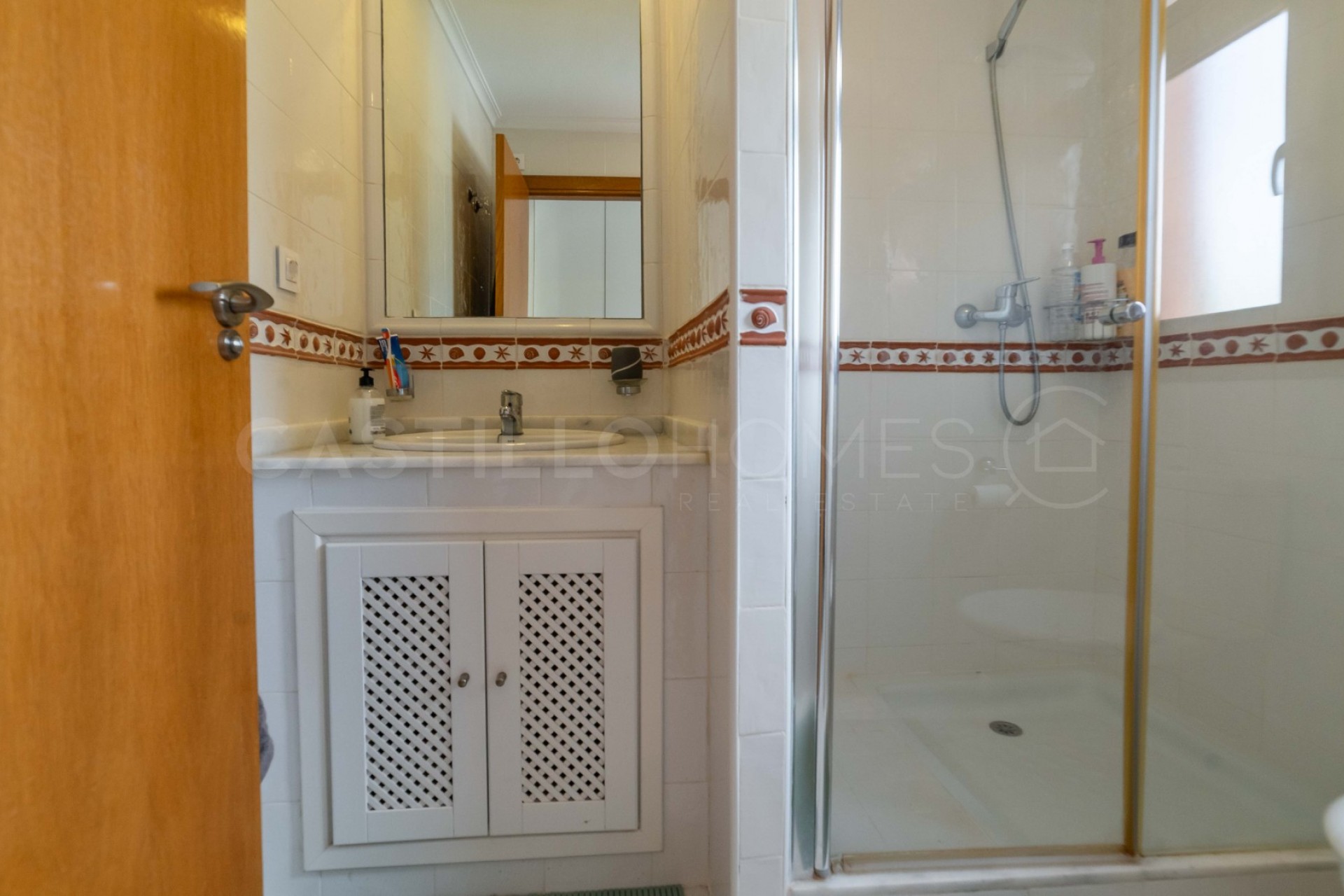 Resale - Villa -
San Miguel de Salinas