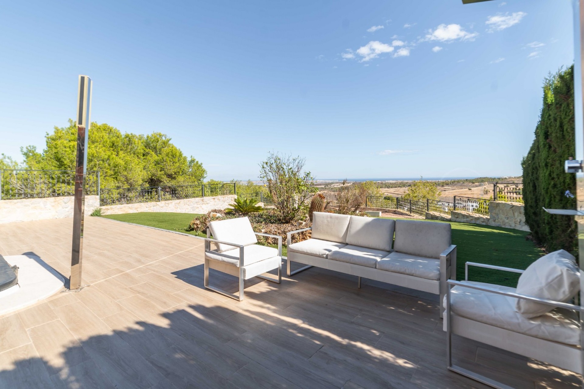 Resale - Villa -
San Miguel de Salinas