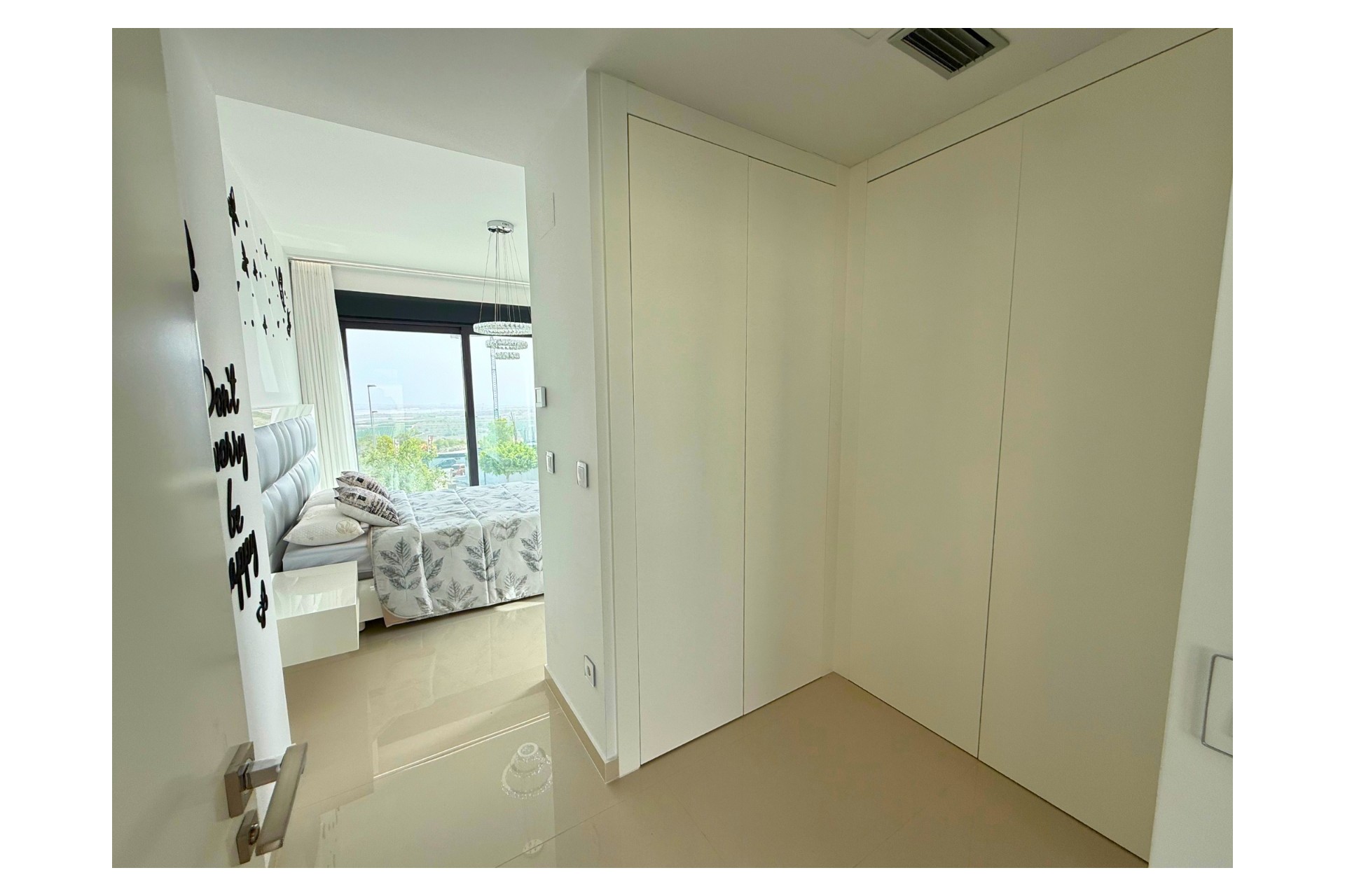 Resale - Villa -
San Miguel de Salinas