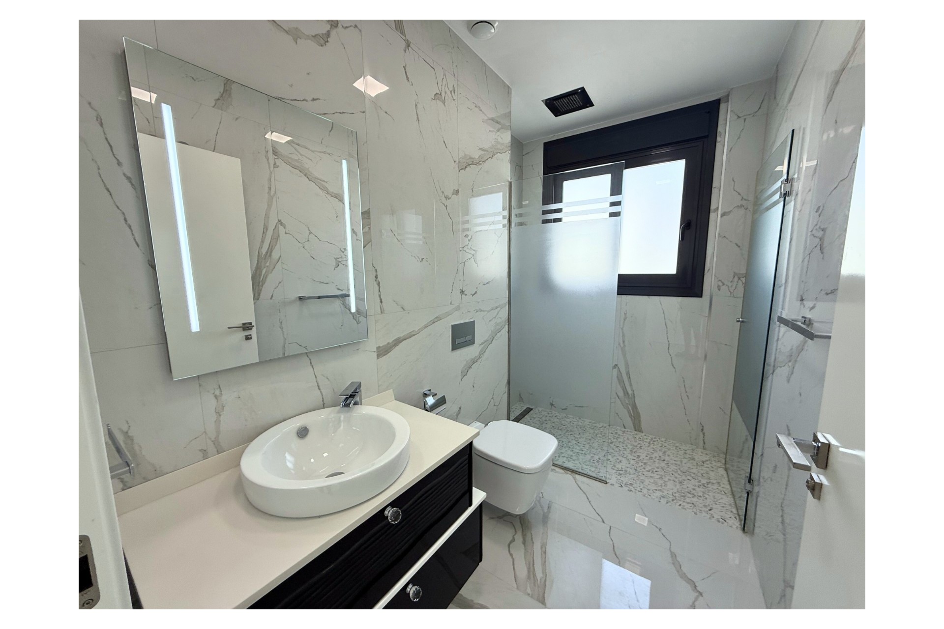 Resale - Villa -
San Miguel de Salinas