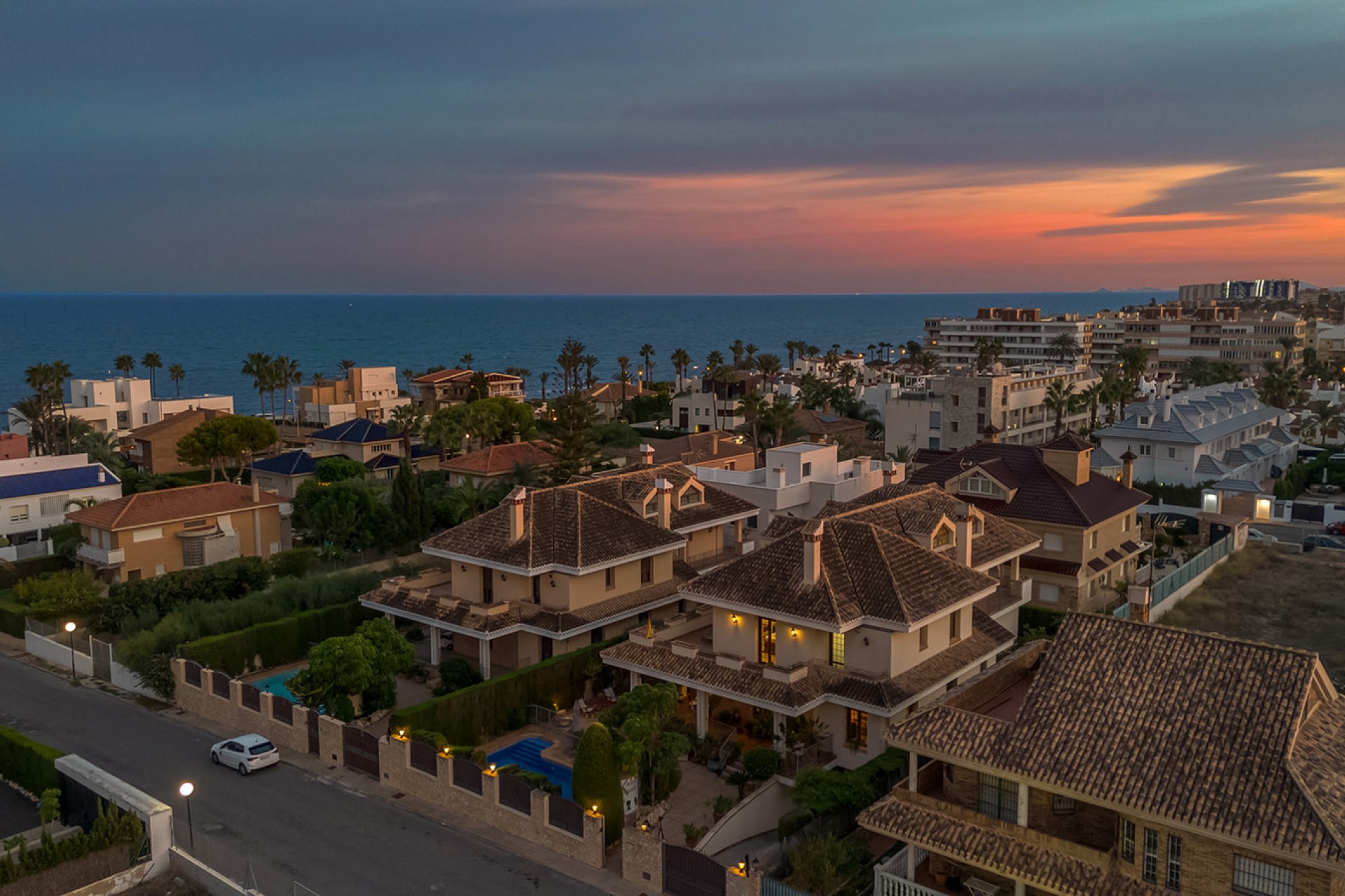 Resale - Villa -
Torrevieja - La veleta