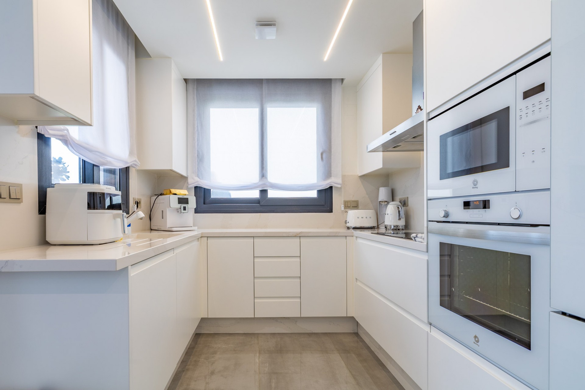 Resale - Villa -
Torrevieja - Los altos