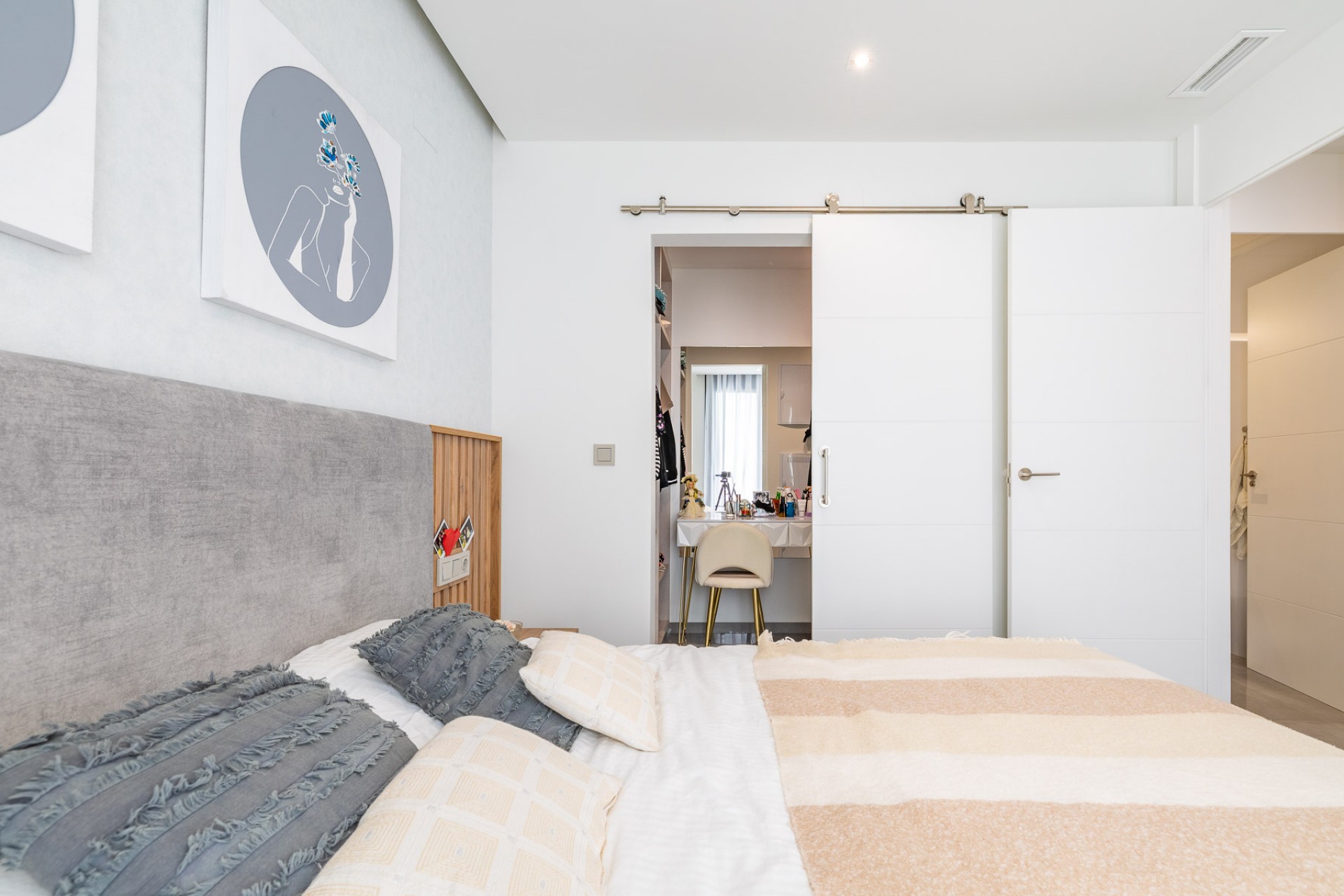 Resale - Villa -
Torrevieja - Los altos