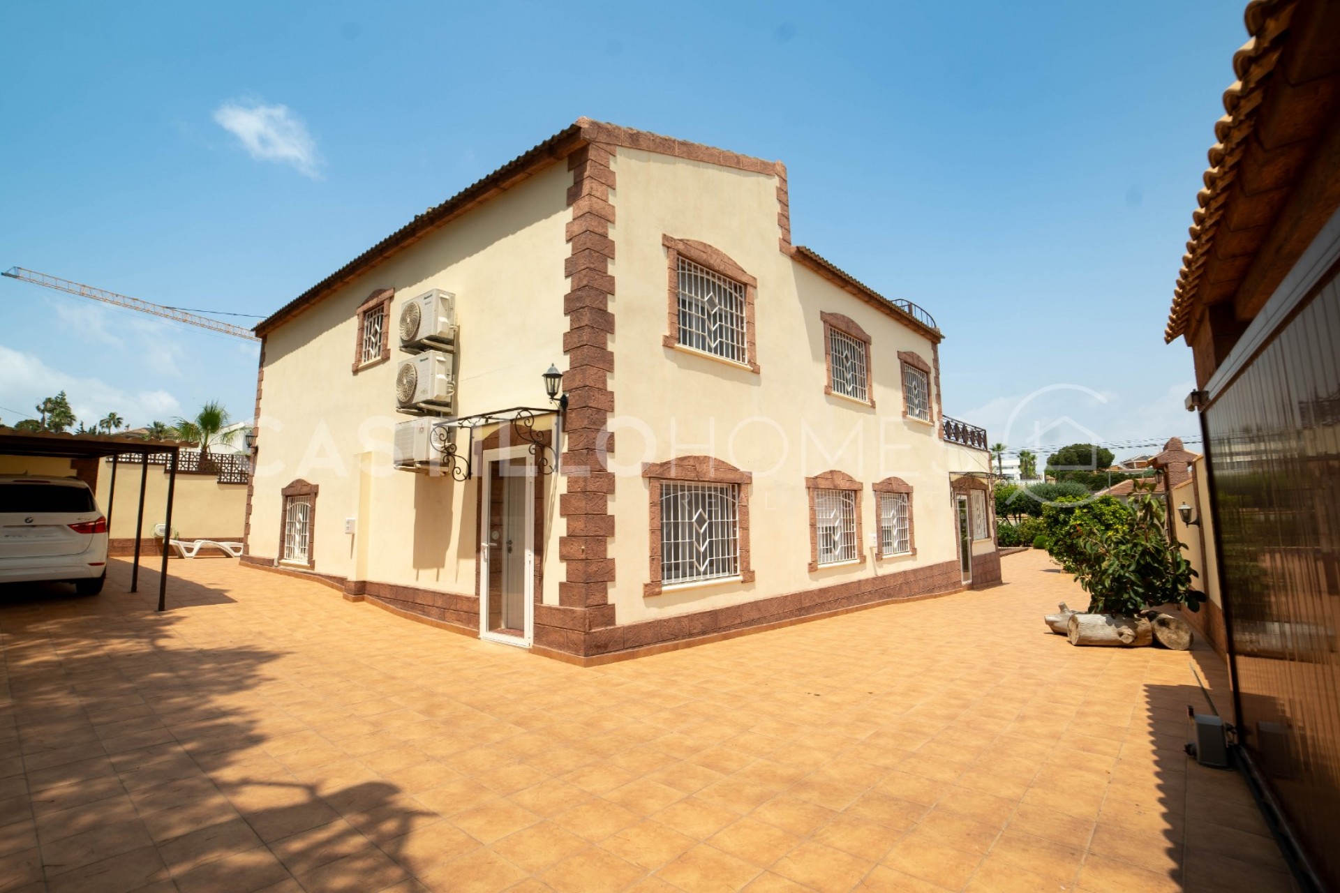 Resale - Villa -
Torrevieja - Los Balcones