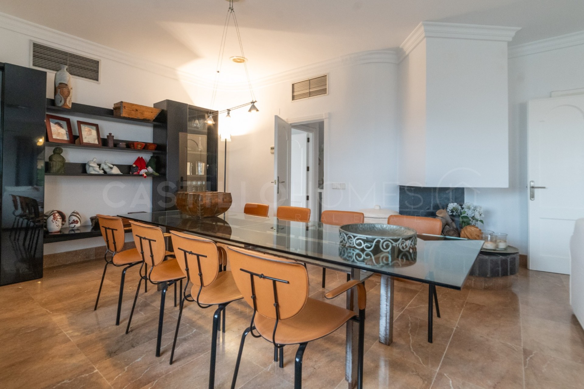 Resale - Villa -
Torrevieja - Torreta florida