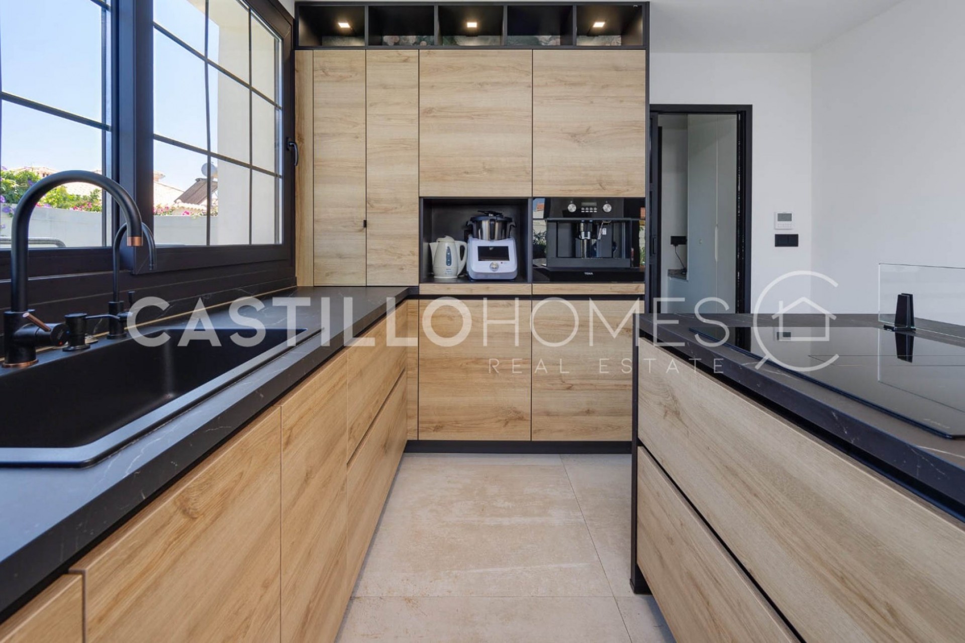 Resale - Villa -
Torrevieja - Torreta florida