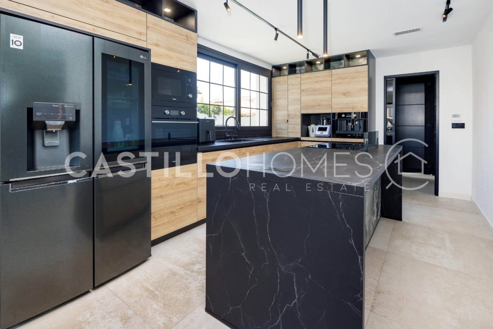 Resale - Villa -
Torrevieja - Torreta florida