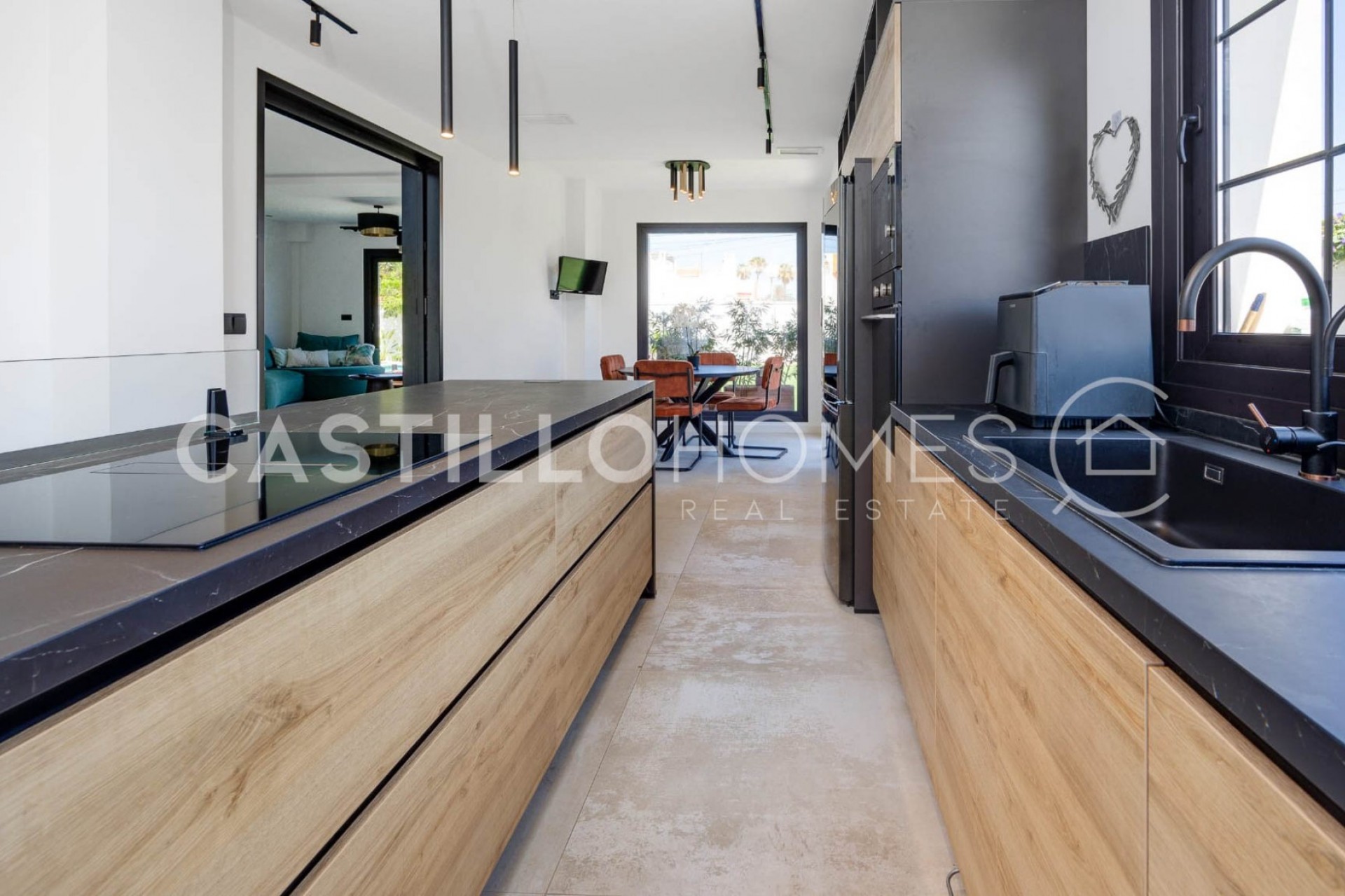 Resale - Villa -
Torrevieja - Torreta florida