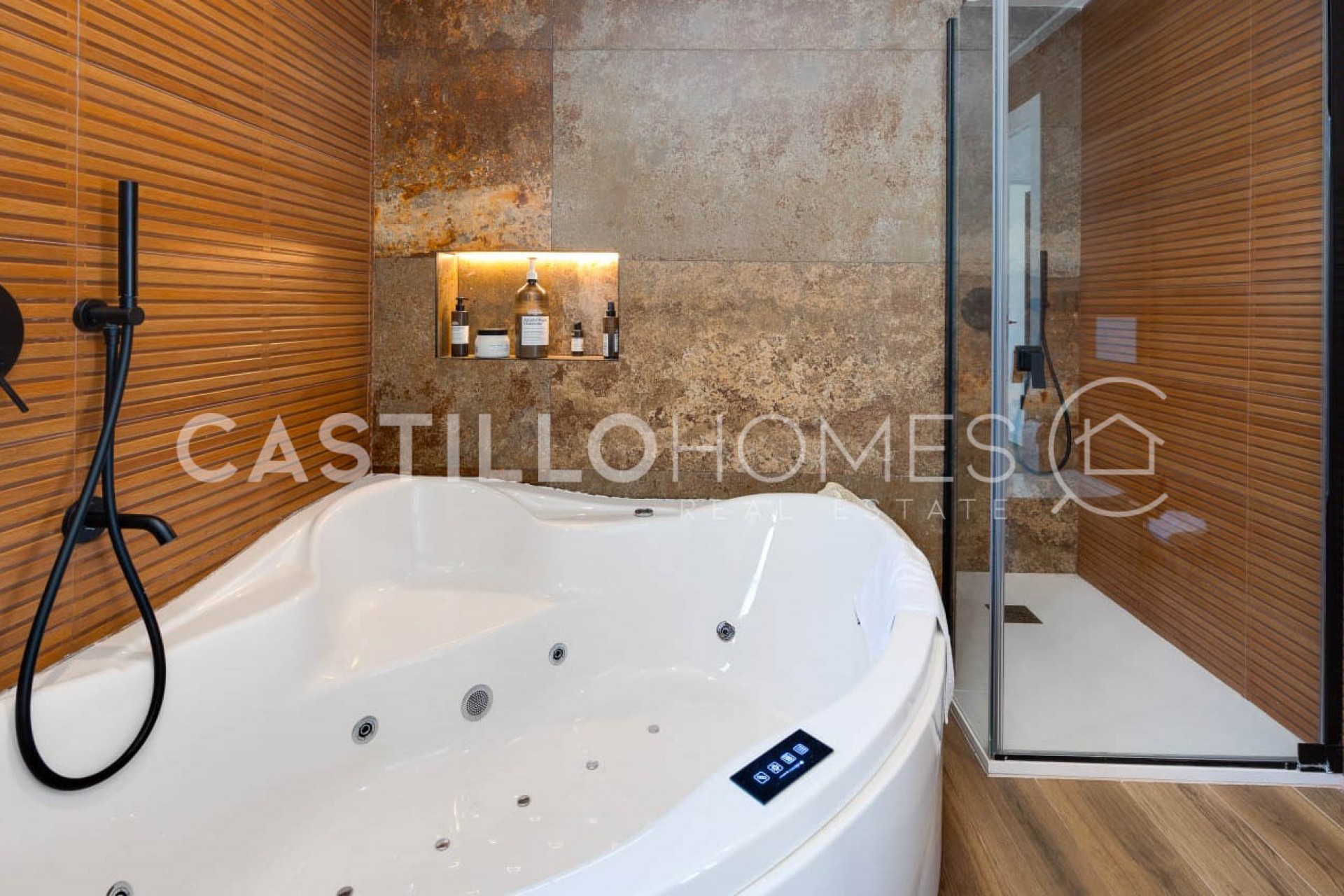 Resale - Villa -
Torrevieja - Torreta florida