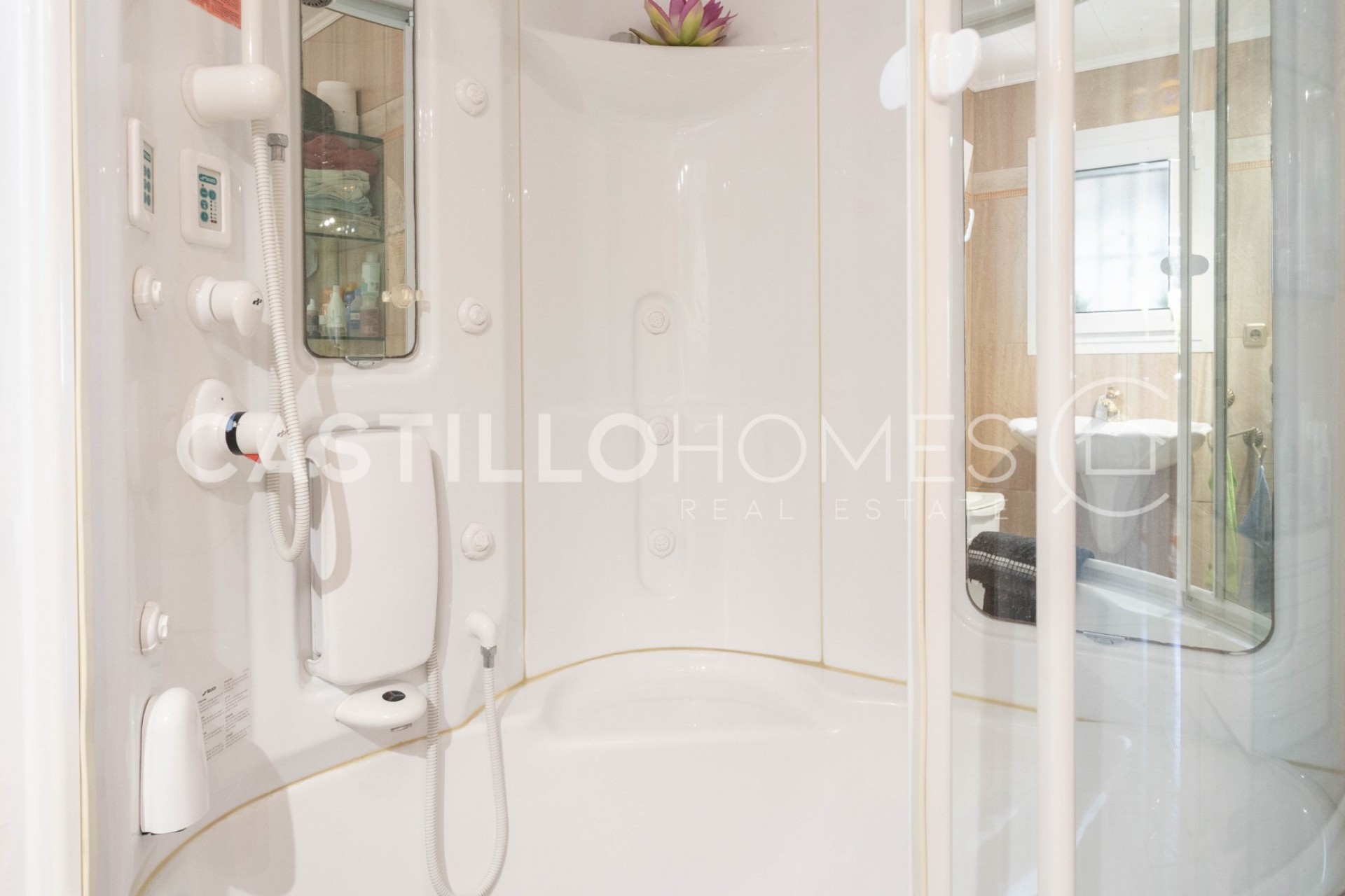 Resale - Villa -
Torrevieja - Torreta florida