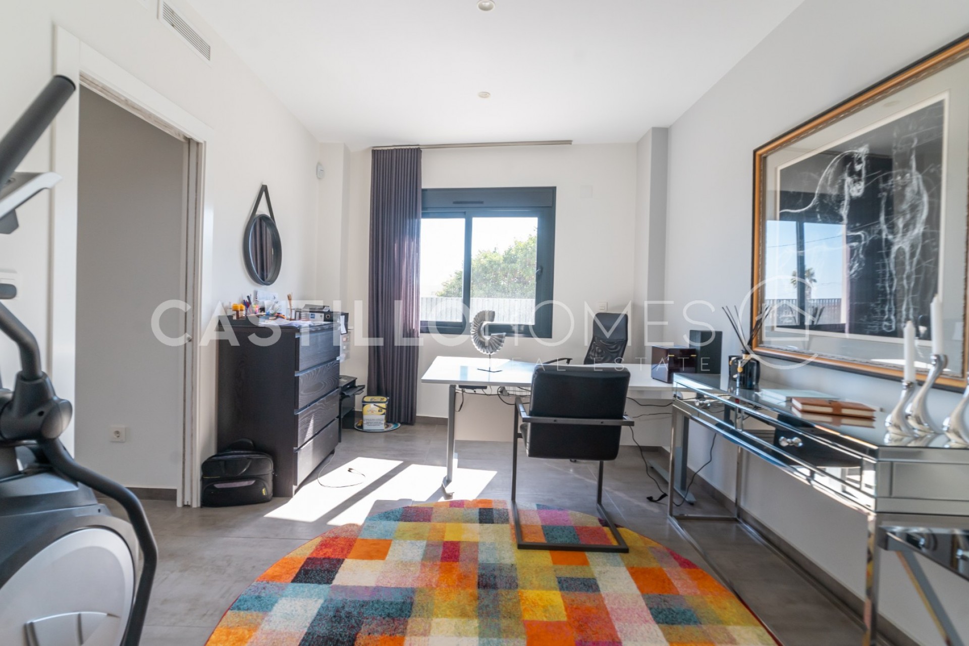 Resale - Villa -
Torrevieja - Urb. Rosaleda