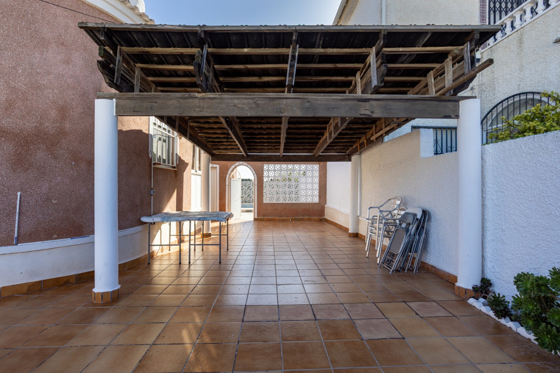 Resale - Villa -
Torrevieja - Urbanización San Luis