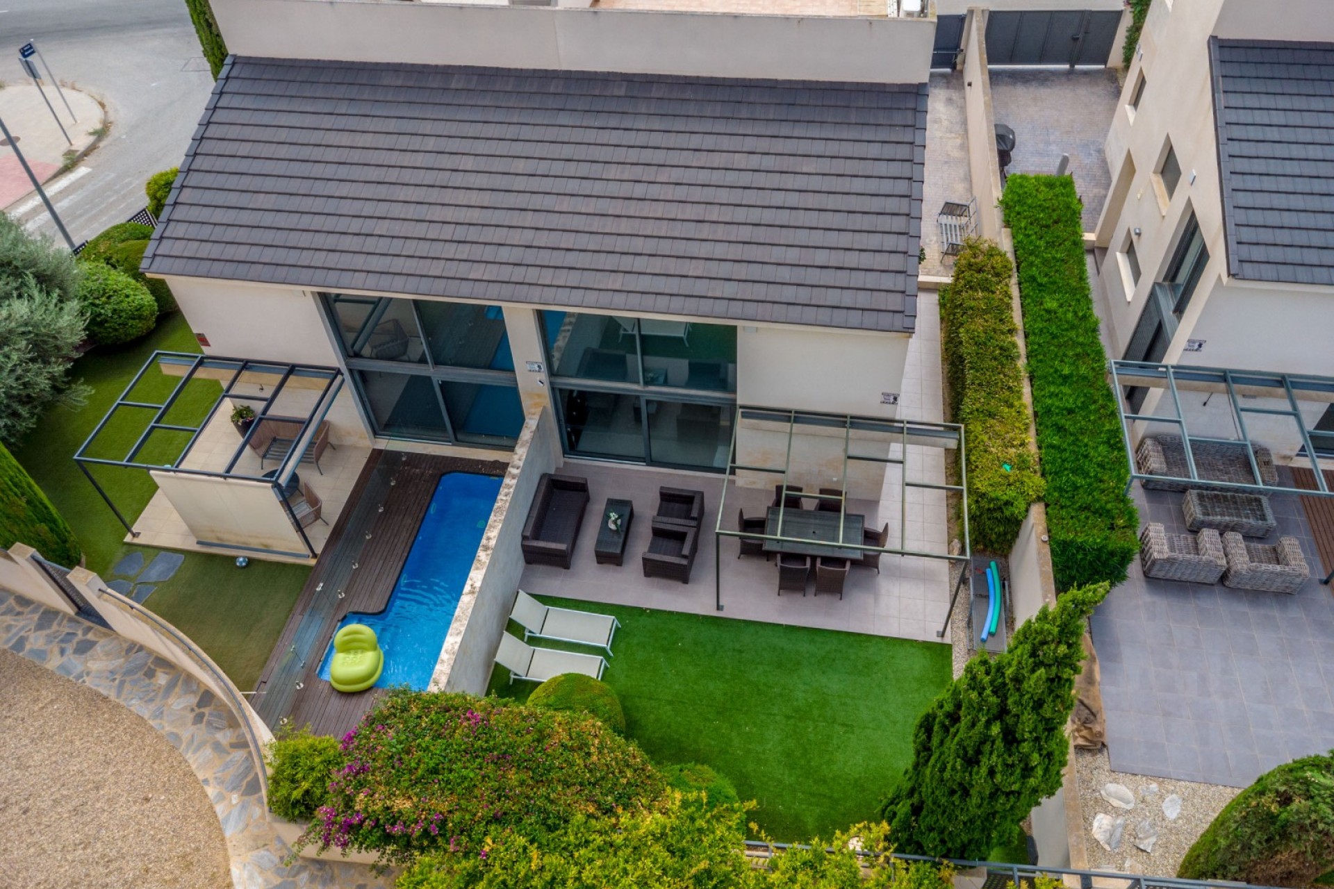 Resale - Villa -
Villamartin - Los Dolses