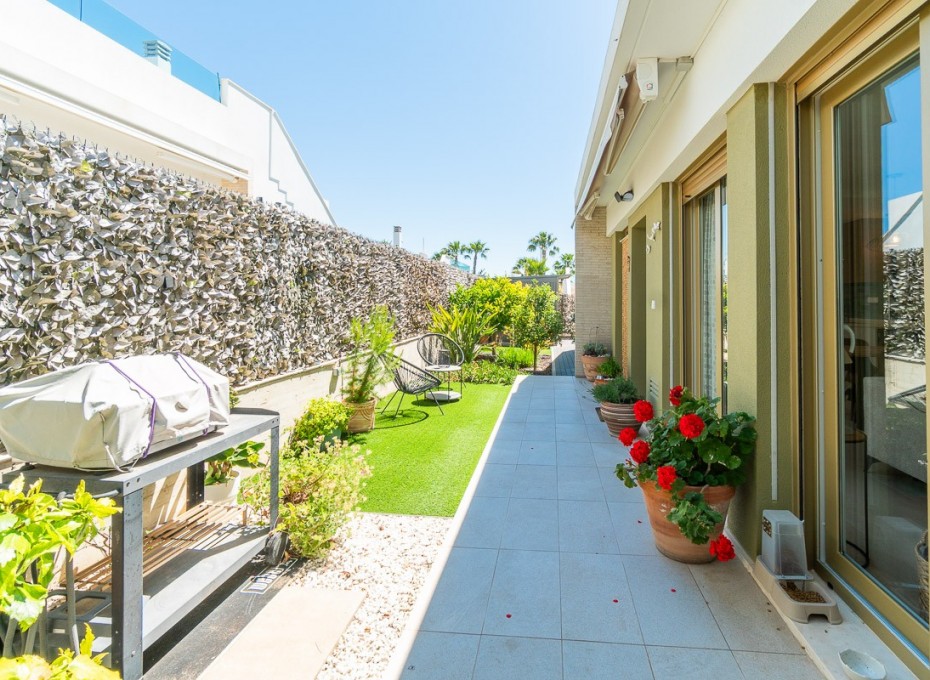Resale - Villa -
Vistabella Golf - Vistabella