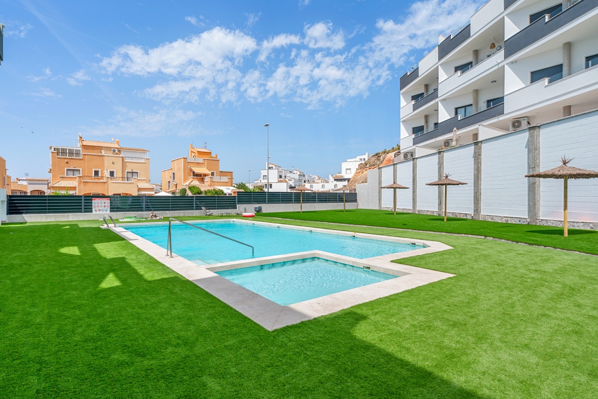 Reventa - 1. Apartment / flat -
Orihuela - Costa Blanca South