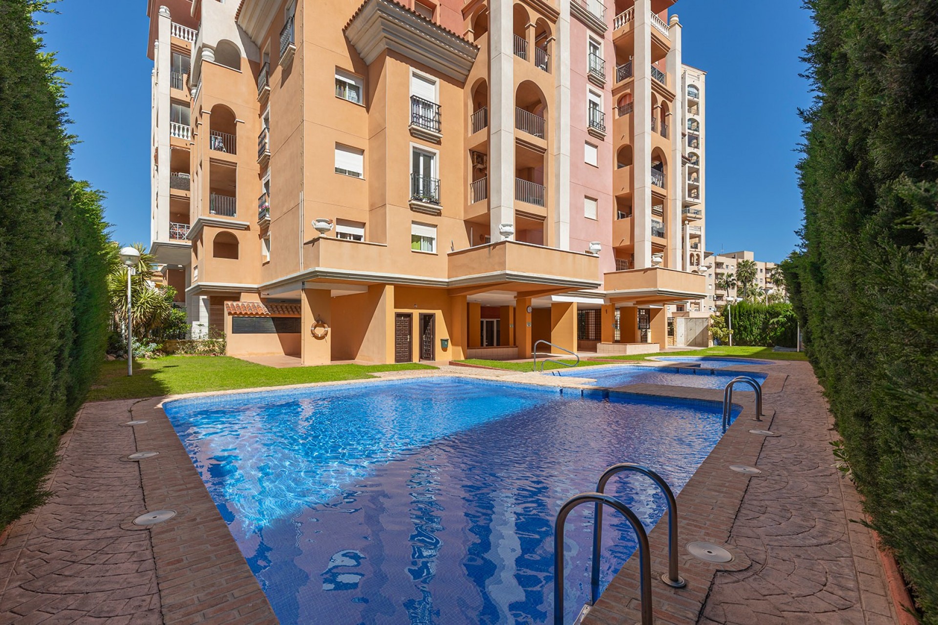 Reventa - 1. Apartment / flat -
Torrevieja - Playa de los locos