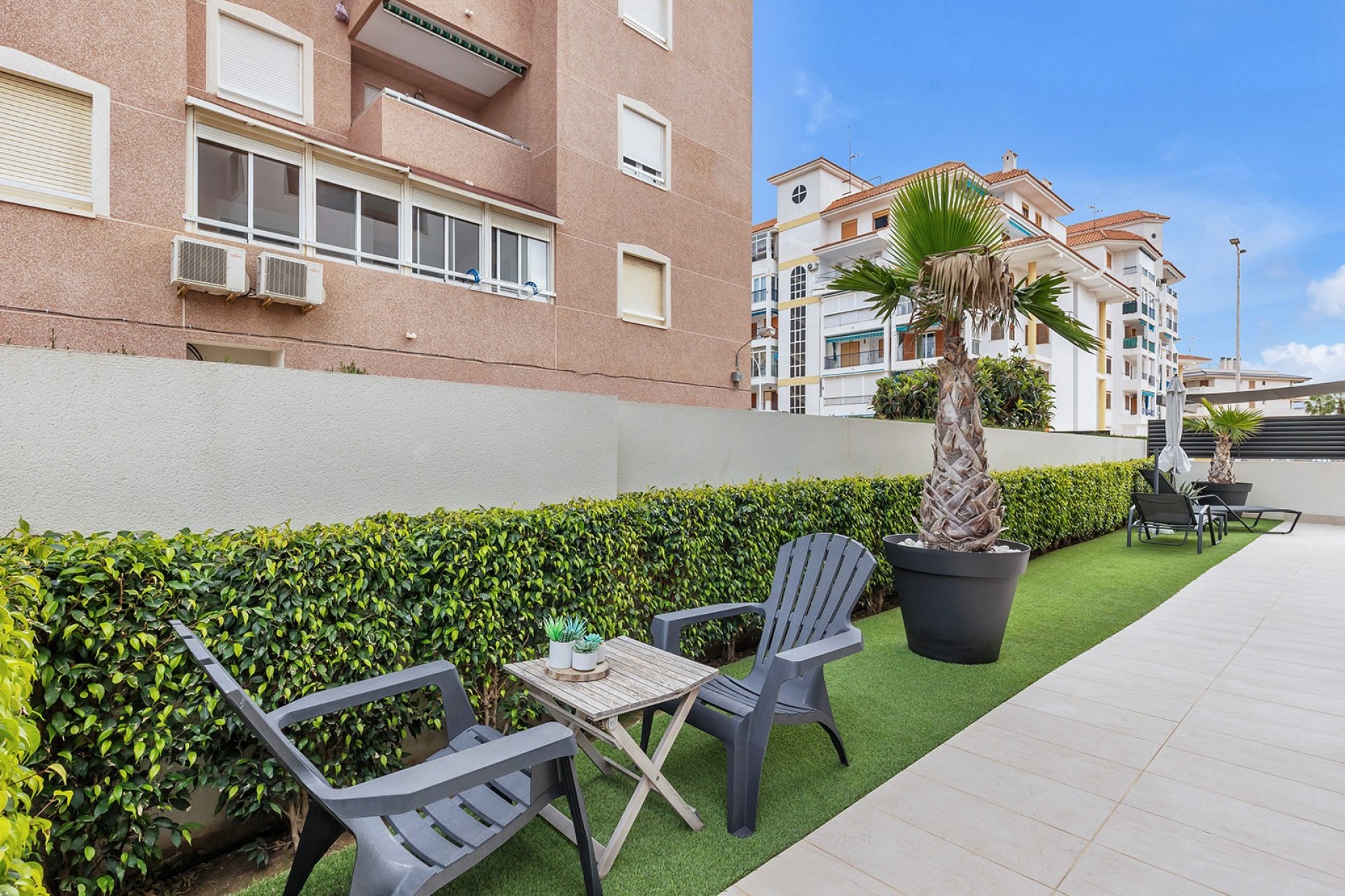 Reventa - 1. Apartment / flat -
Torrevieja - Torrelamata - La Mata