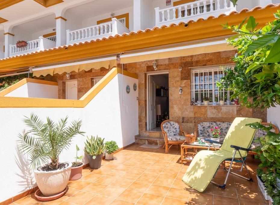 Reventa - Adosado -
Los Alcazares