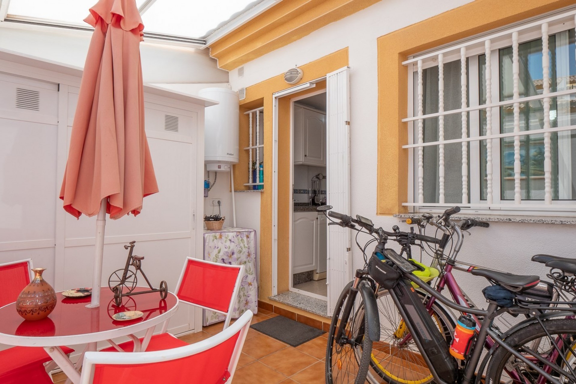 Reventa - Adosado -
Los Alcazares