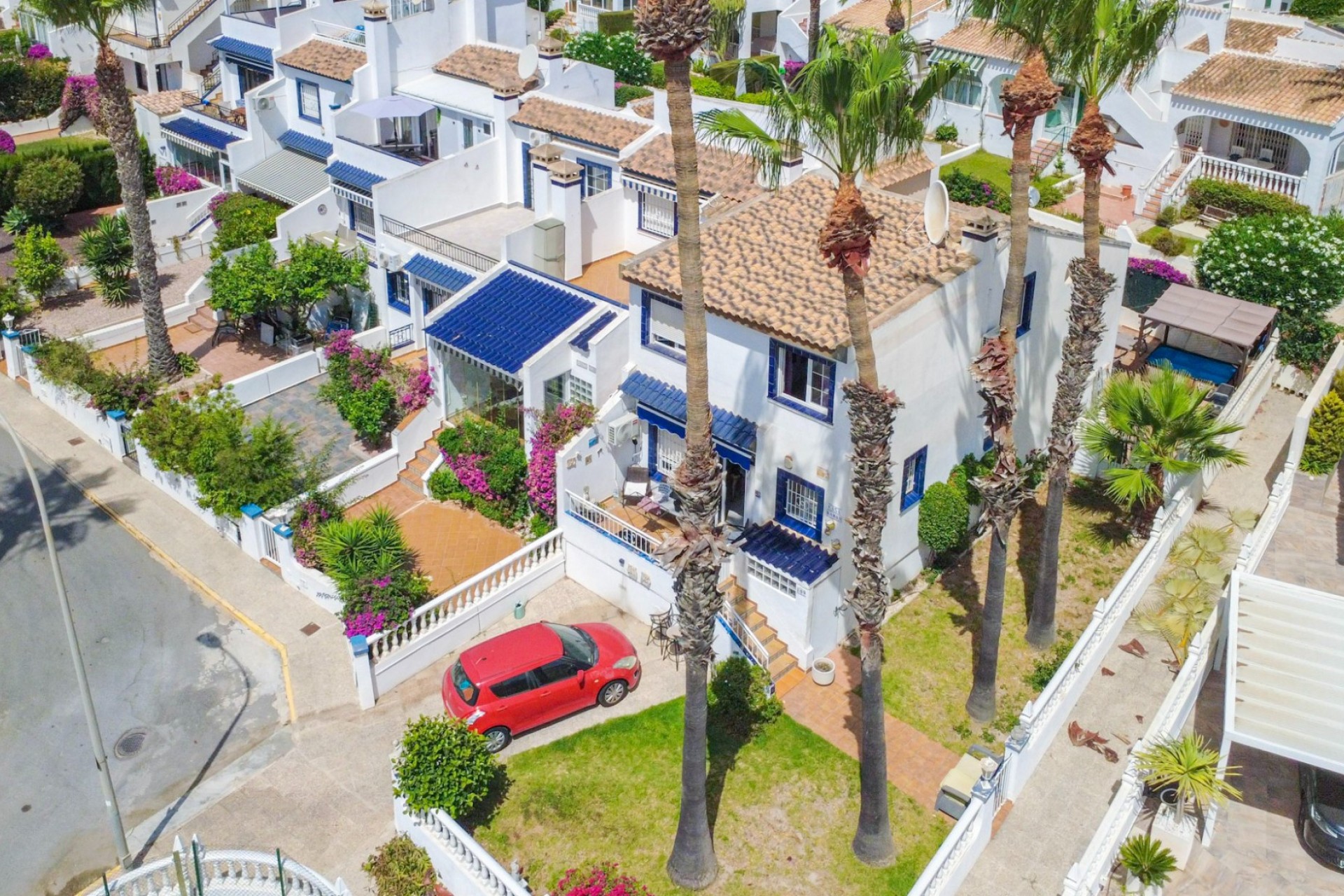Reventa - Adosado -
Orihuela Costa - La Rioja