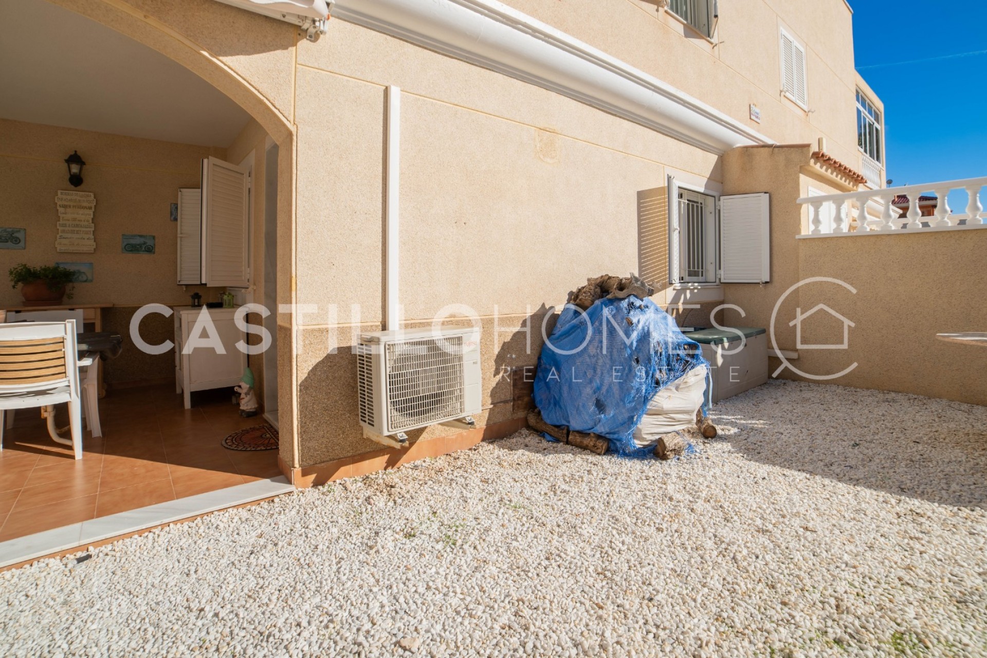 Reventa - Adosado -
Orihuela Costa - La Zenia