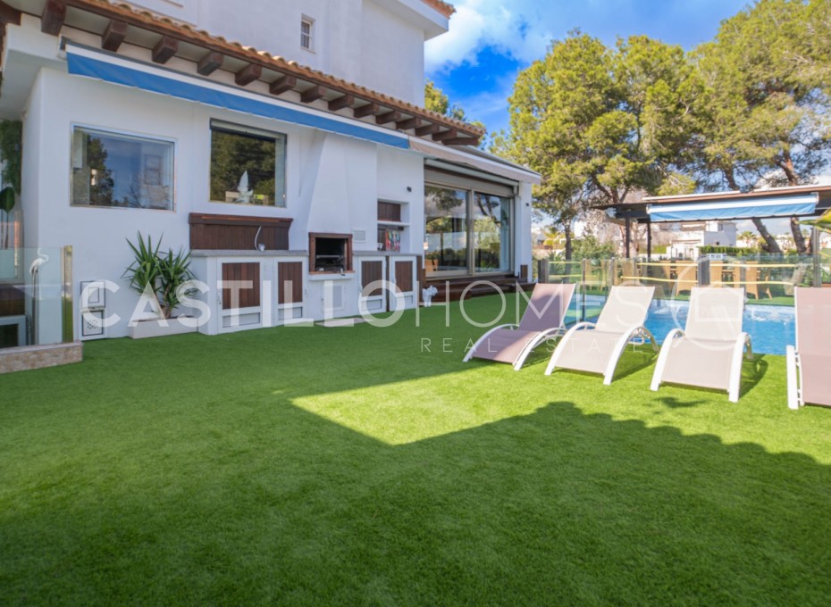 Reventa - Adosado -
Orihuela Costa - Lomas De Cabo Roig