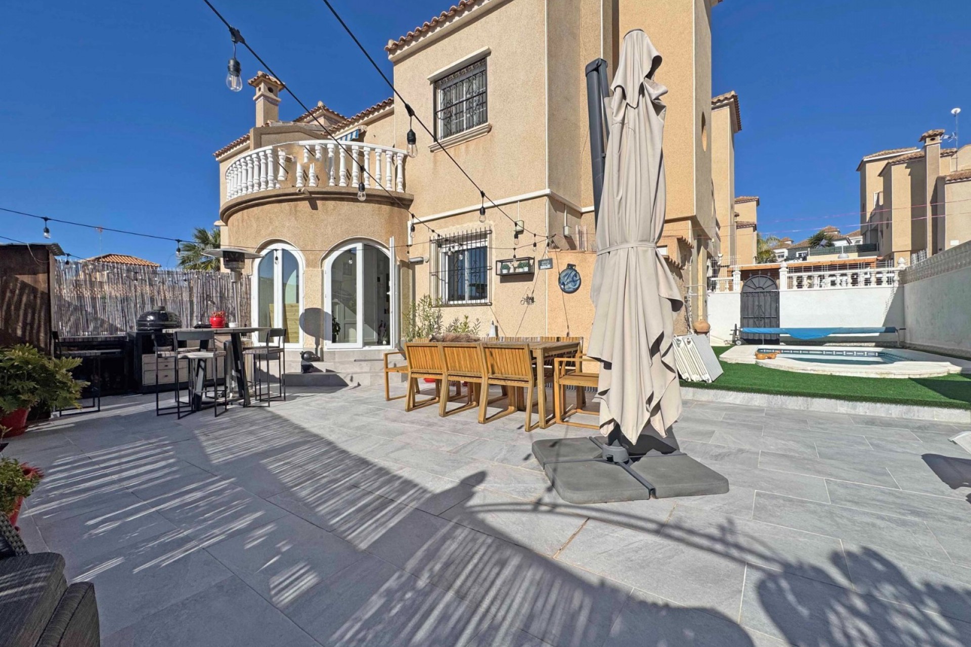 Reventa - Adosado -
Orihuela Costa - Villamartín