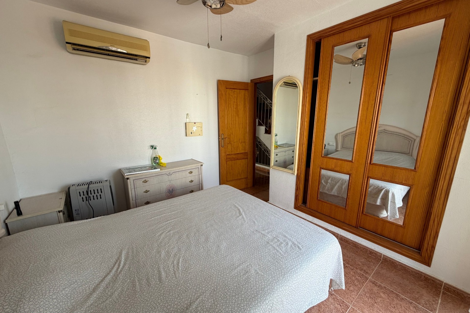 Reventa - Adosado -
Orihuela - Entre Naranjos Vistabella