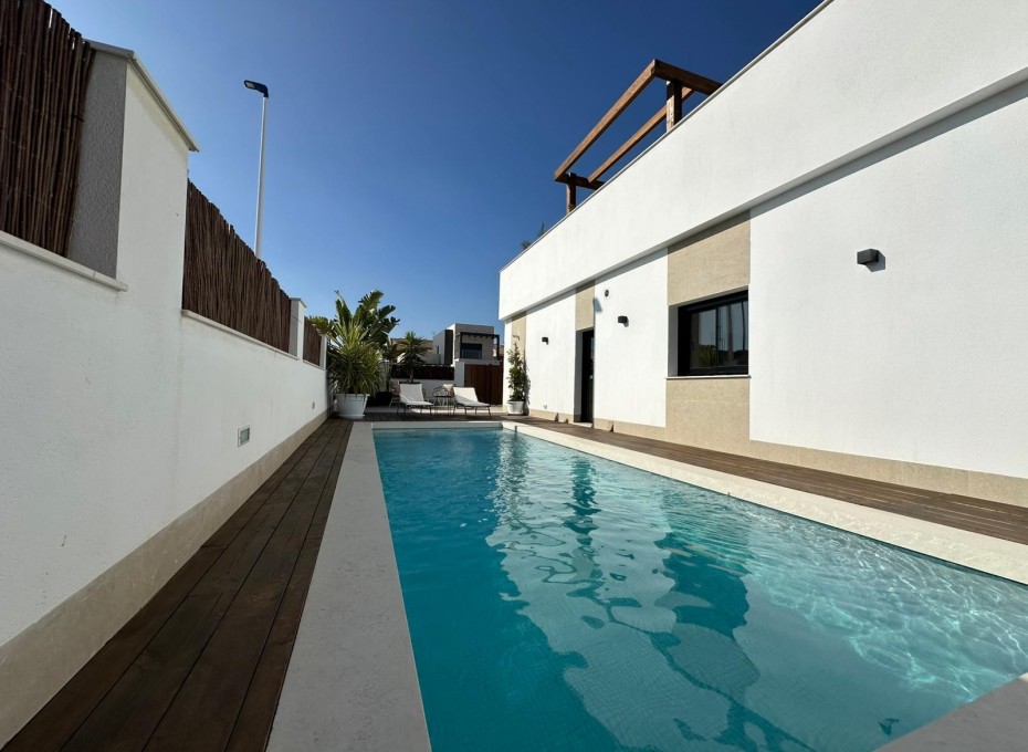 Reventa - Adosado -
San Javier - Santiago de la Ribera