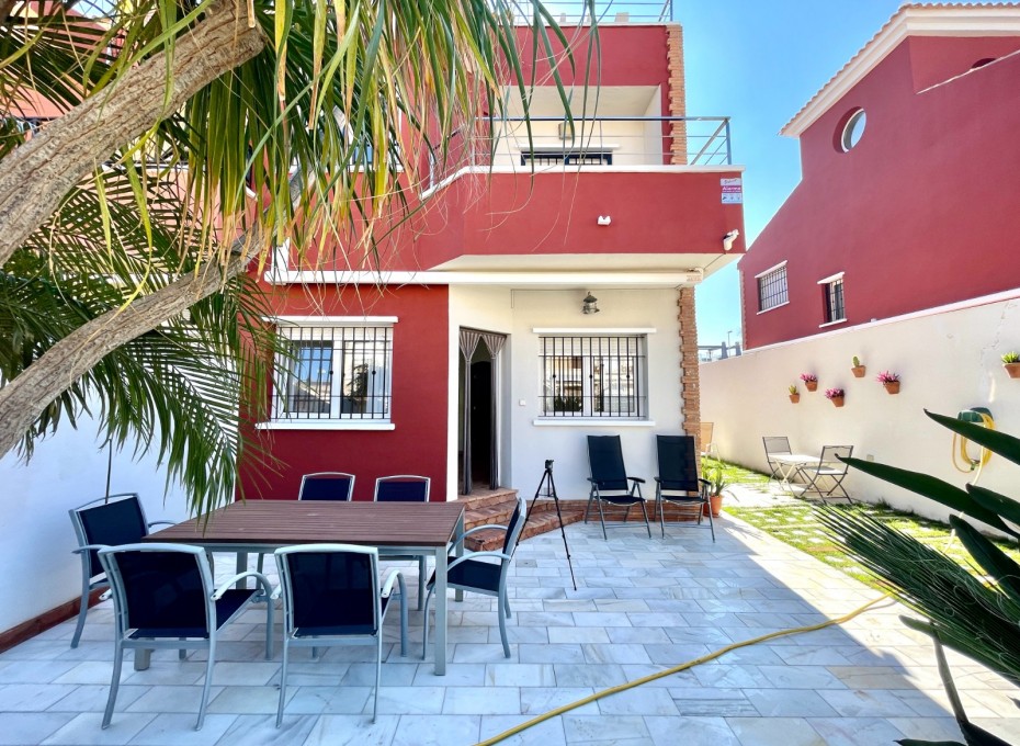 Reventa - Adosado -
Torre de la Horadada