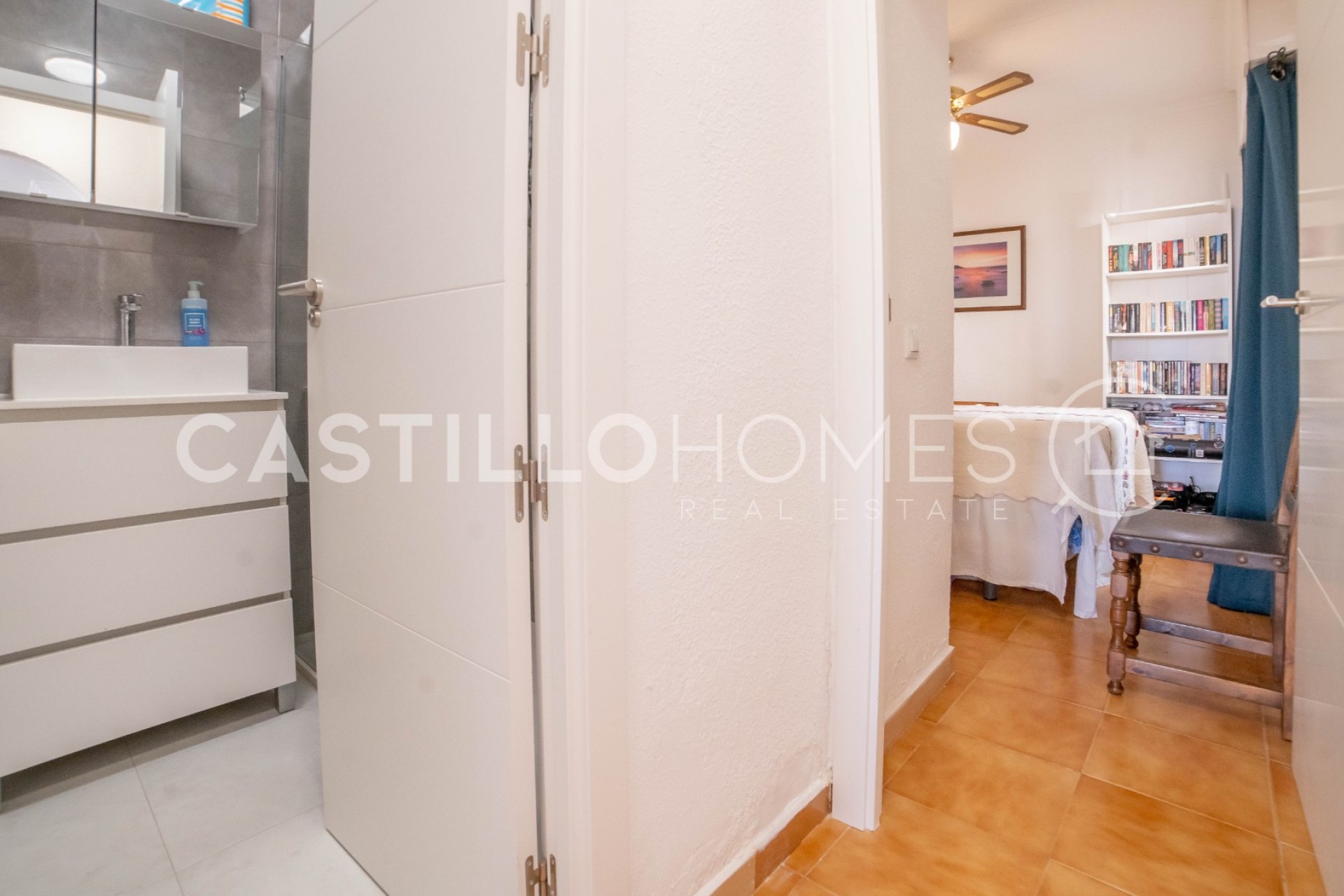 Reventa - Adosado -
Torrevieja - Aguas Nuevas