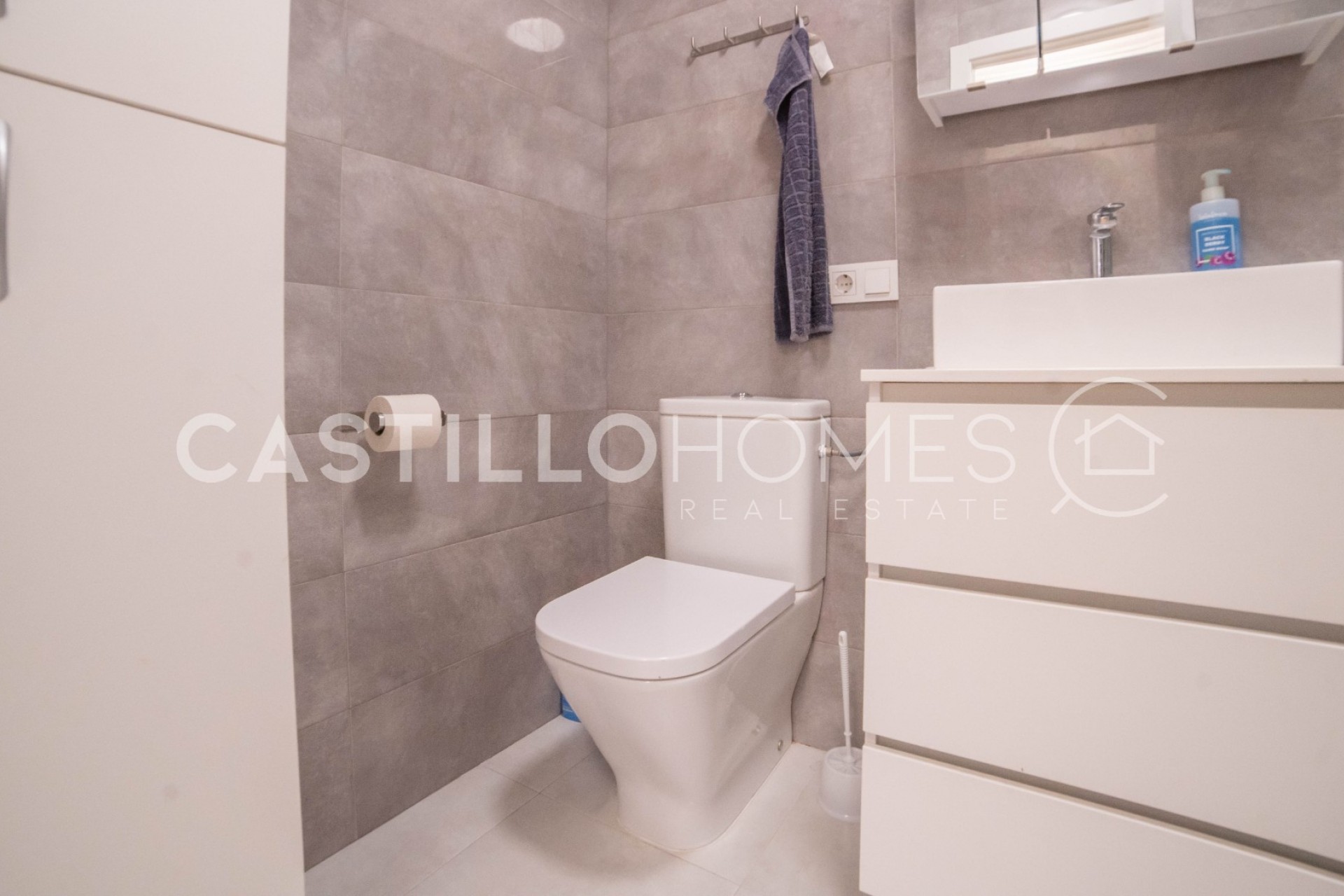 Reventa - Adosado -
Torrevieja - Aguas Nuevas