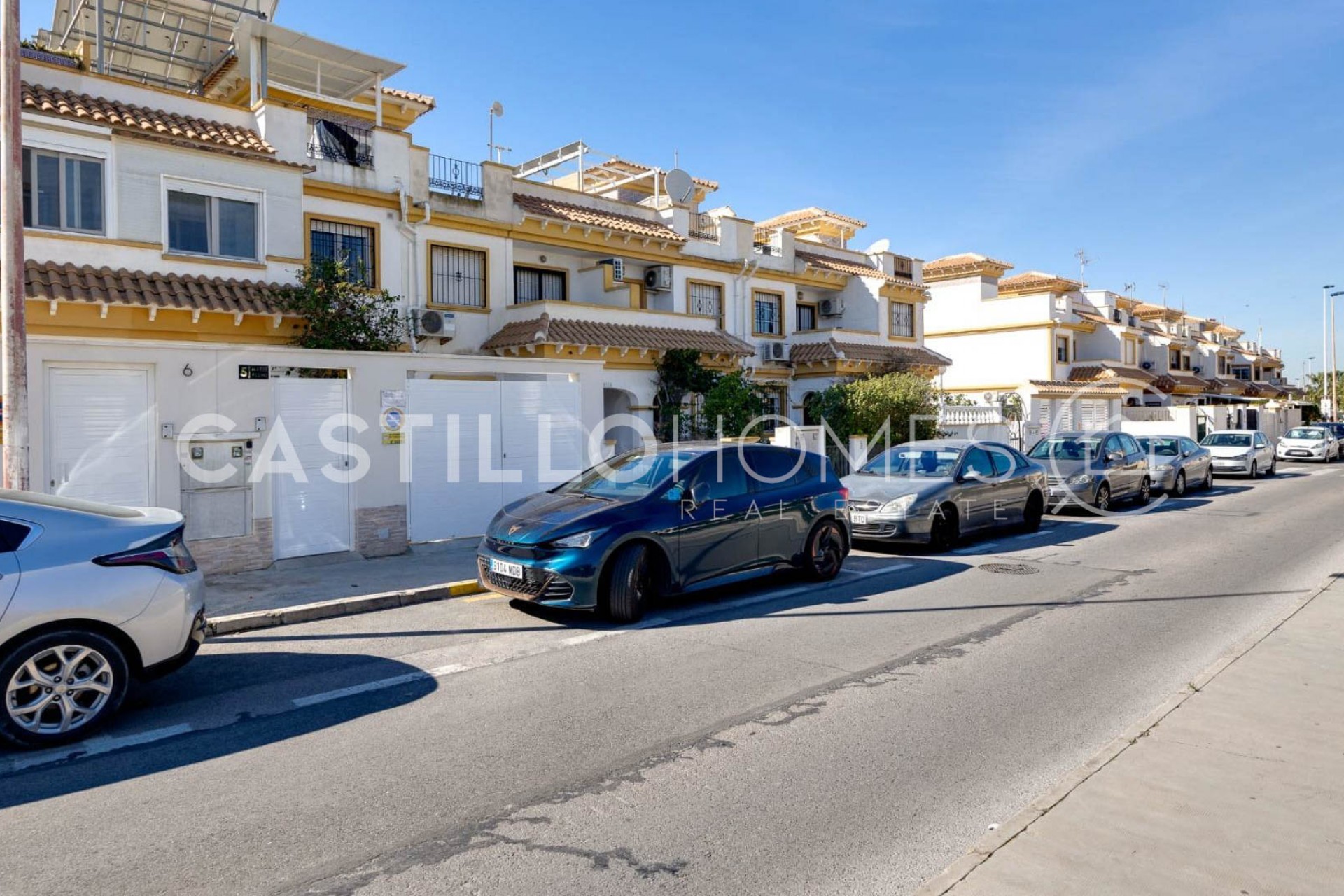 Reventa - Adosado -
Torrevieja - Aguas Nuevas