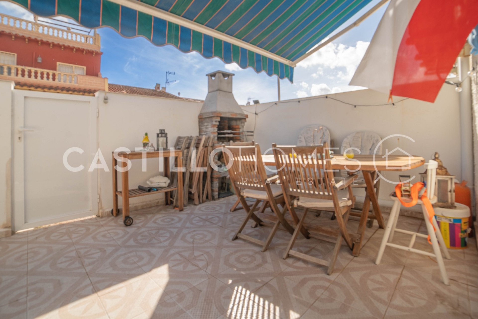 Reventa - Adosado -
Torrevieja - El chaparral