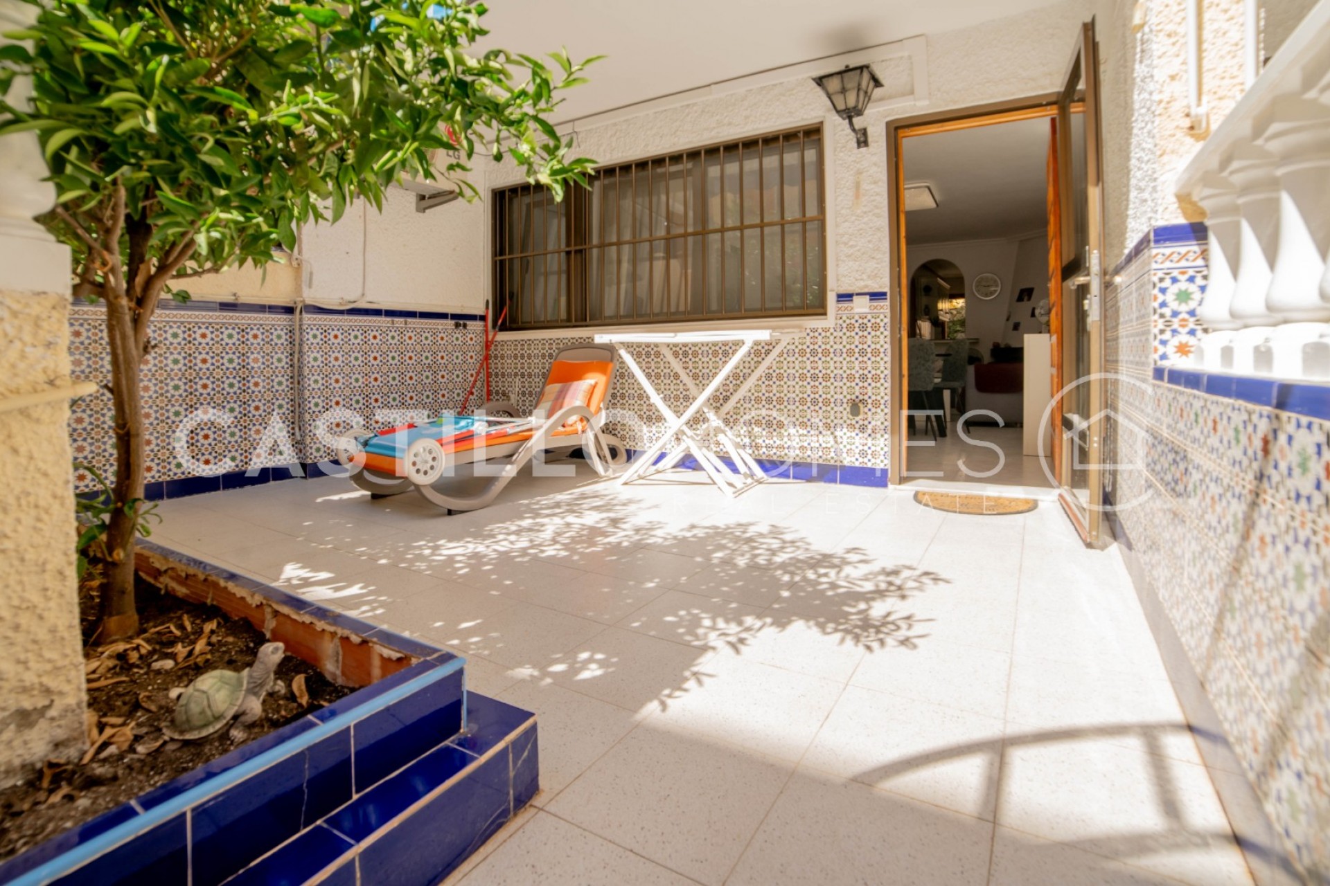 Reventa - Adosado -
Torrevieja - La Mata