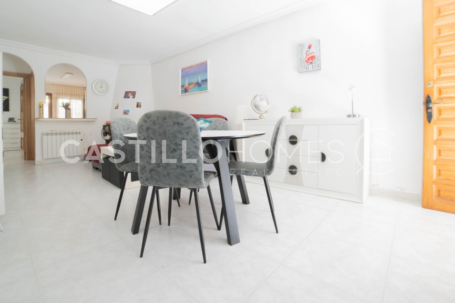 Reventa - Adosado -
Torrevieja - La Mata