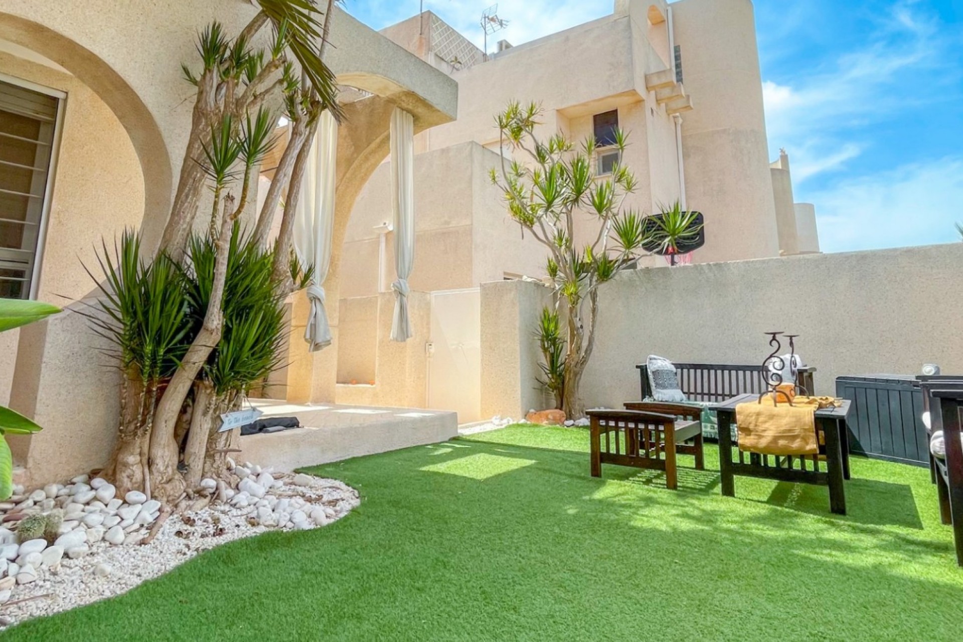 Reventa - Adosado -
Torrevieja - La Siesta - El Salado -  Torreta