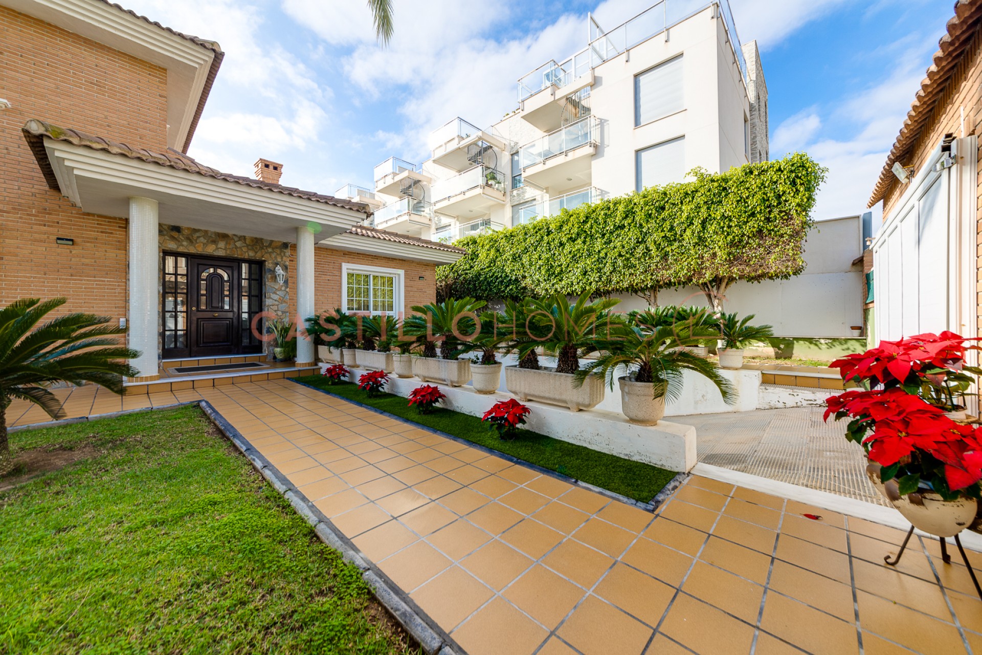 Reventa - Adosado -
Torrevieja - La veleta