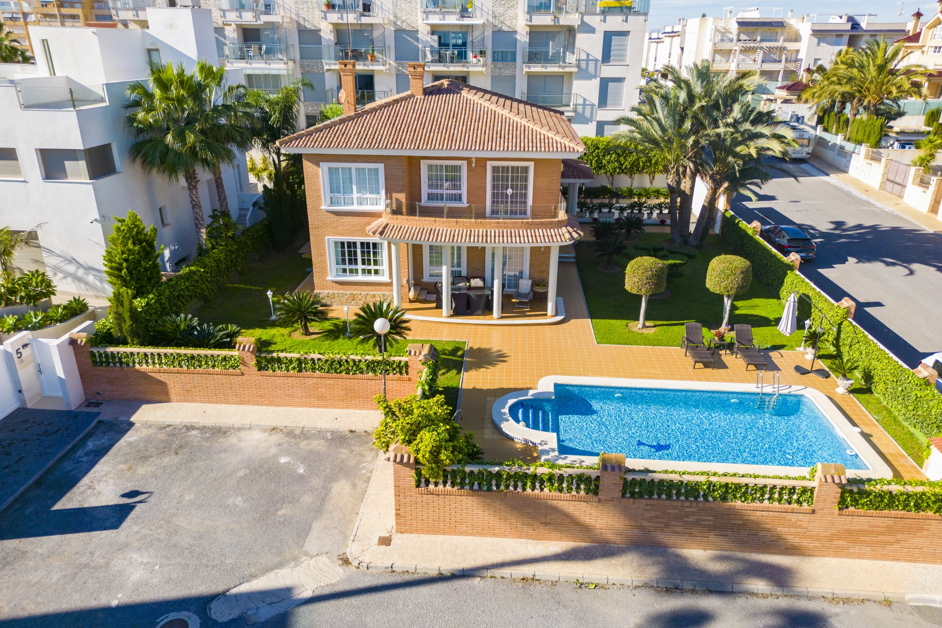 Reventa - Adosado -
Torrevieja - La veleta