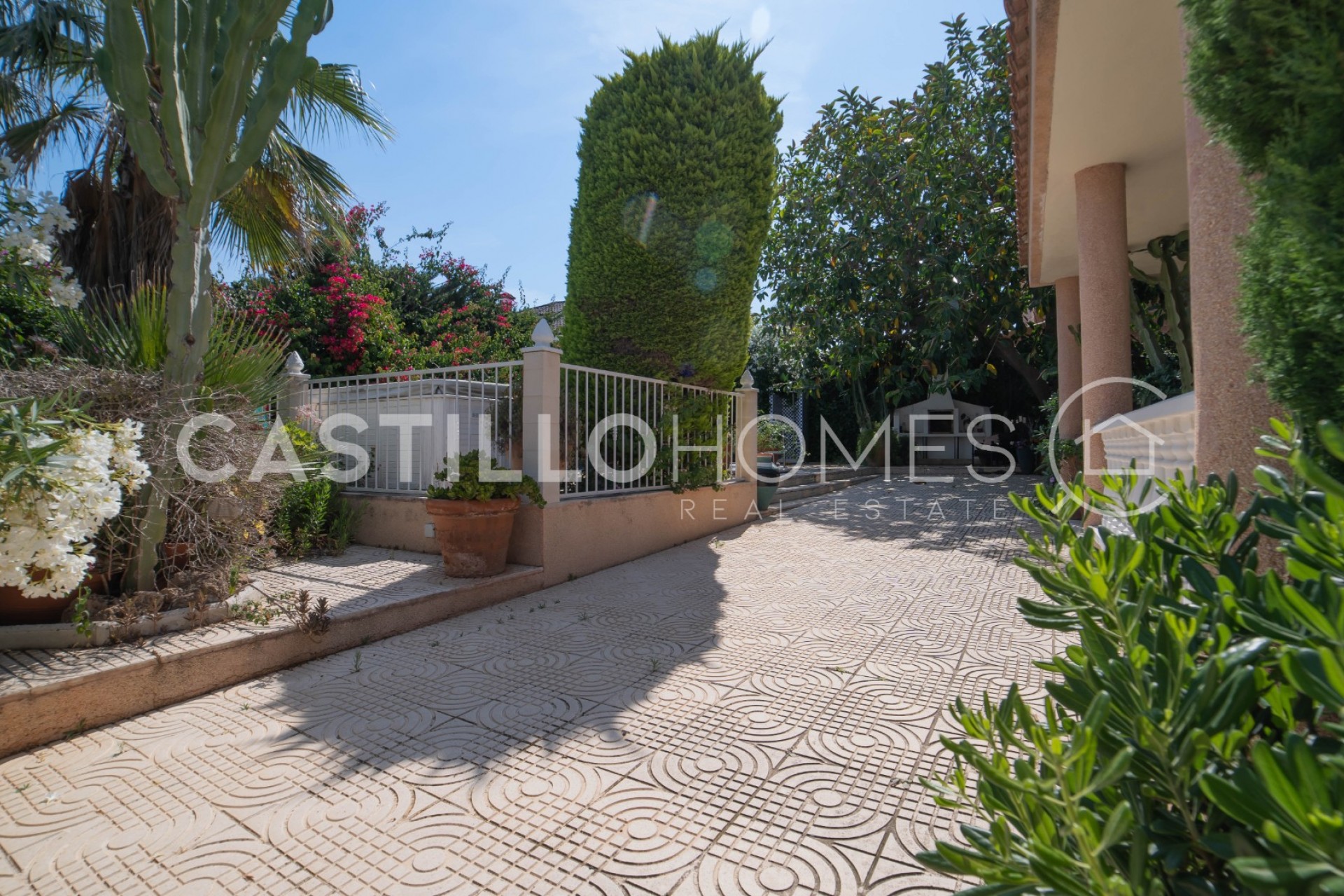 Reventa - Adosado -
Torrevieja - La veleta