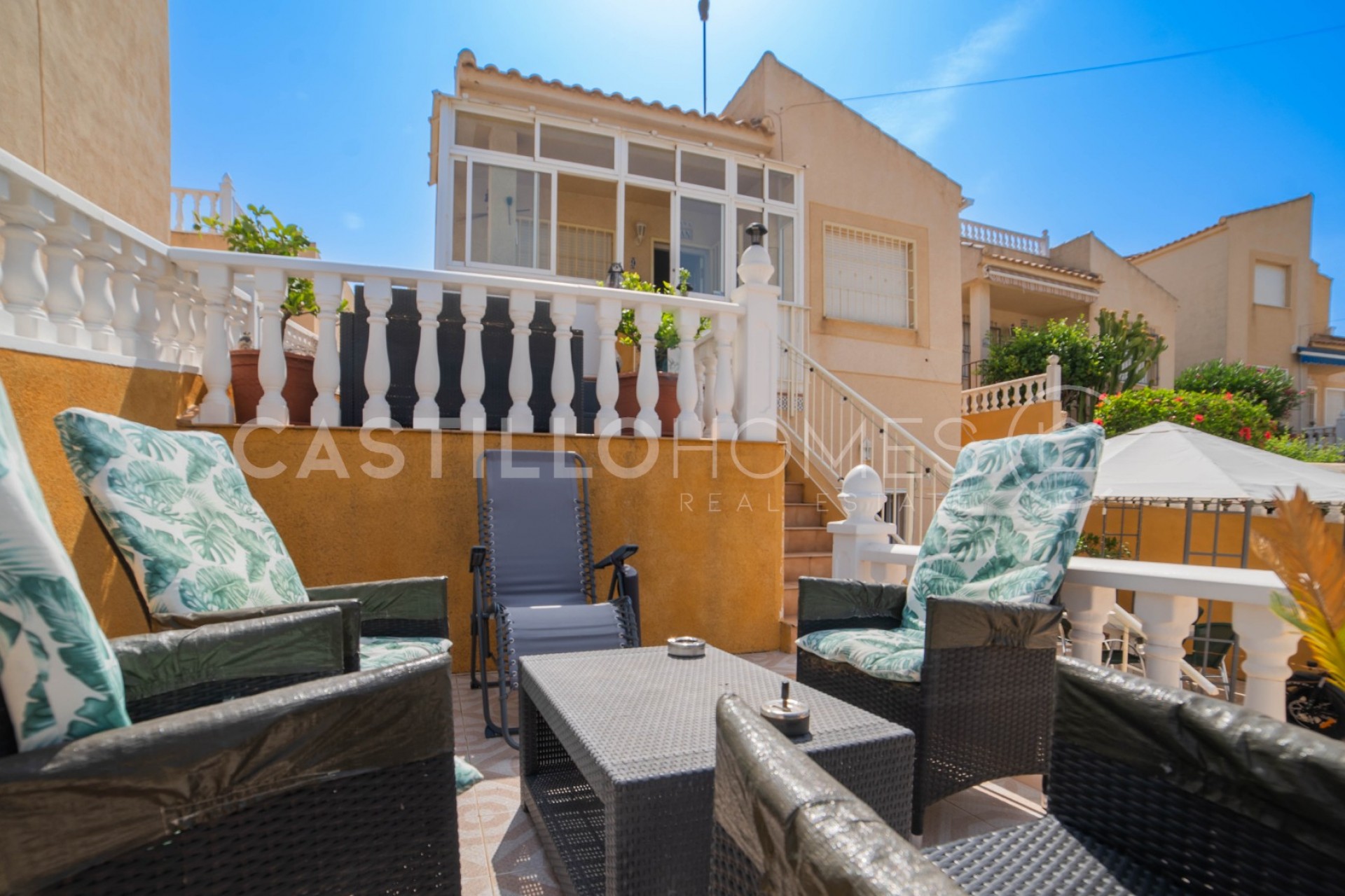 Reventa - Adosado -
Torrevieja - Los Balcones