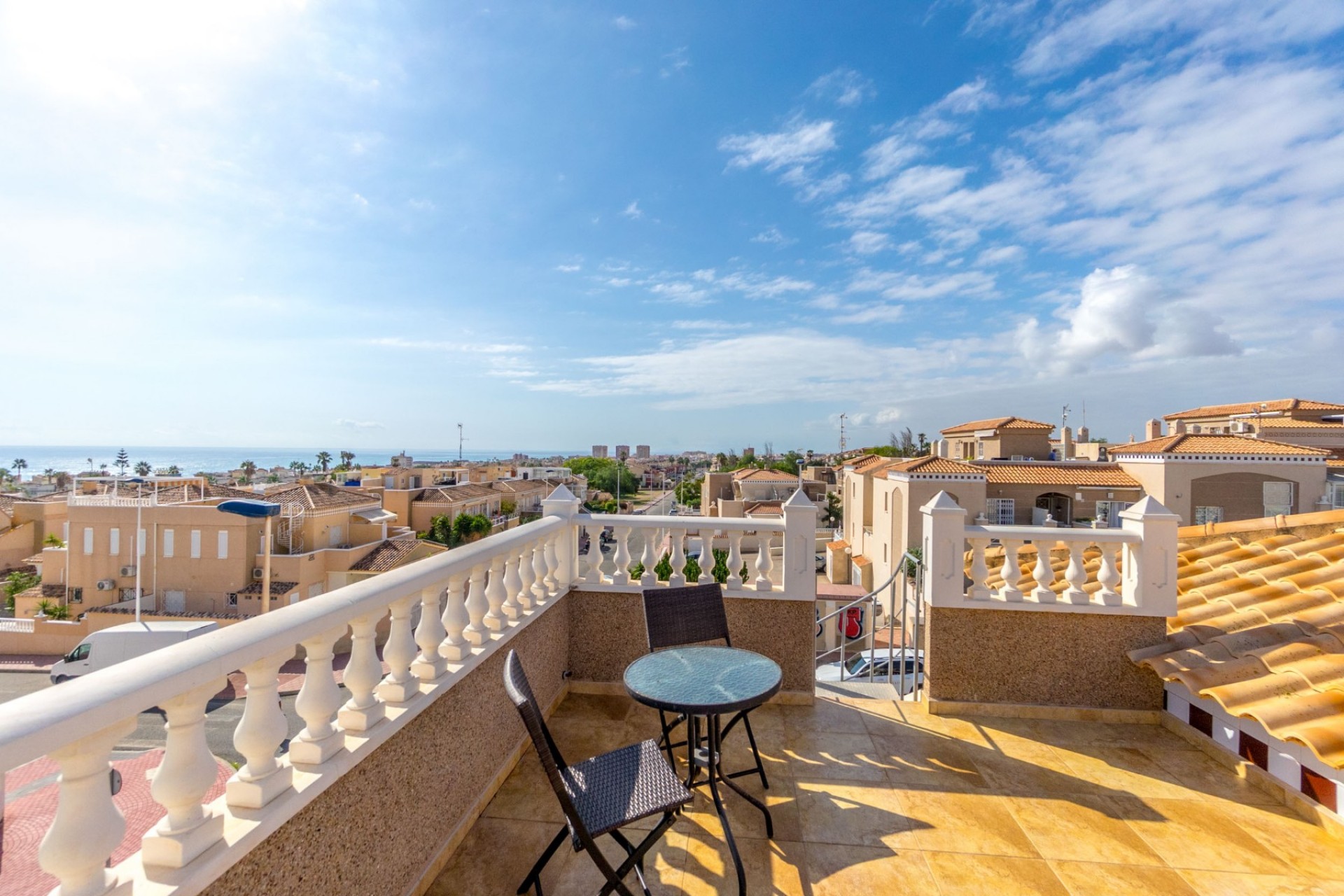 Reventa - Adosado -
Torrevieja