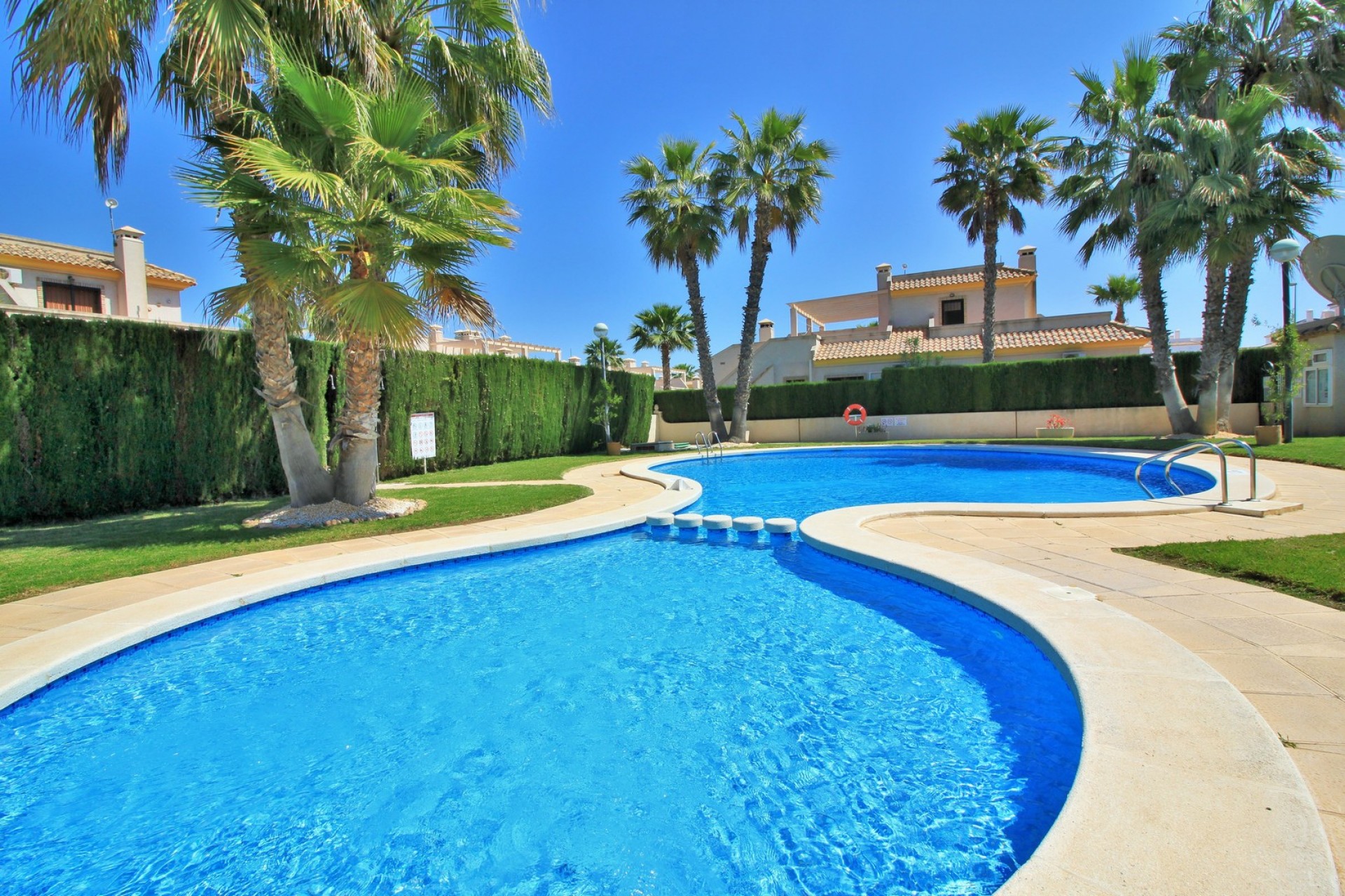 Reventa - Adosado -
Villamartin - PAU 8