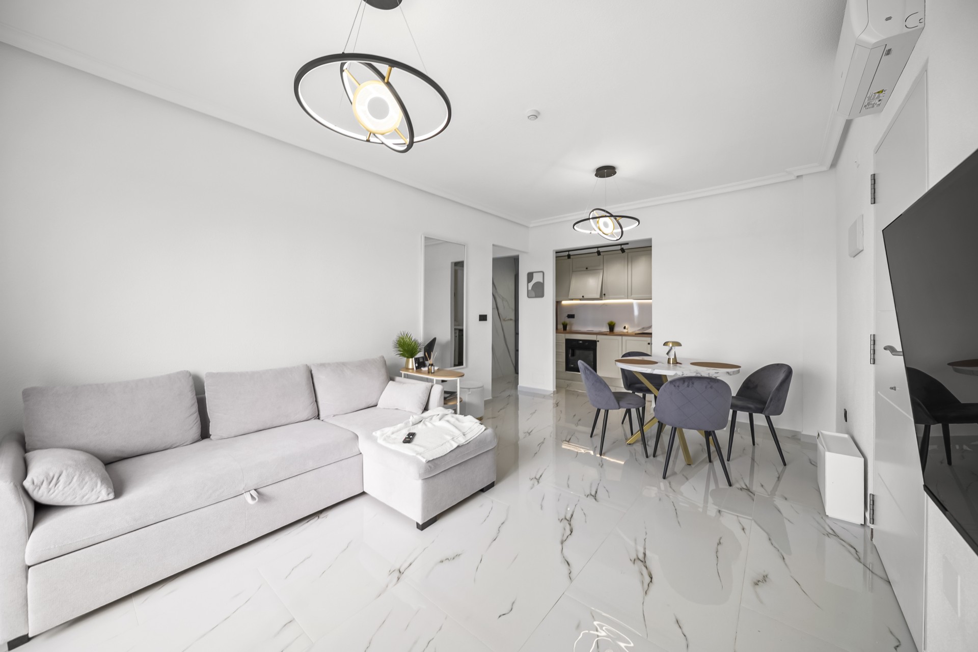 Reventa - Apartamento -
Orihuela Costa - Playa Flamenca