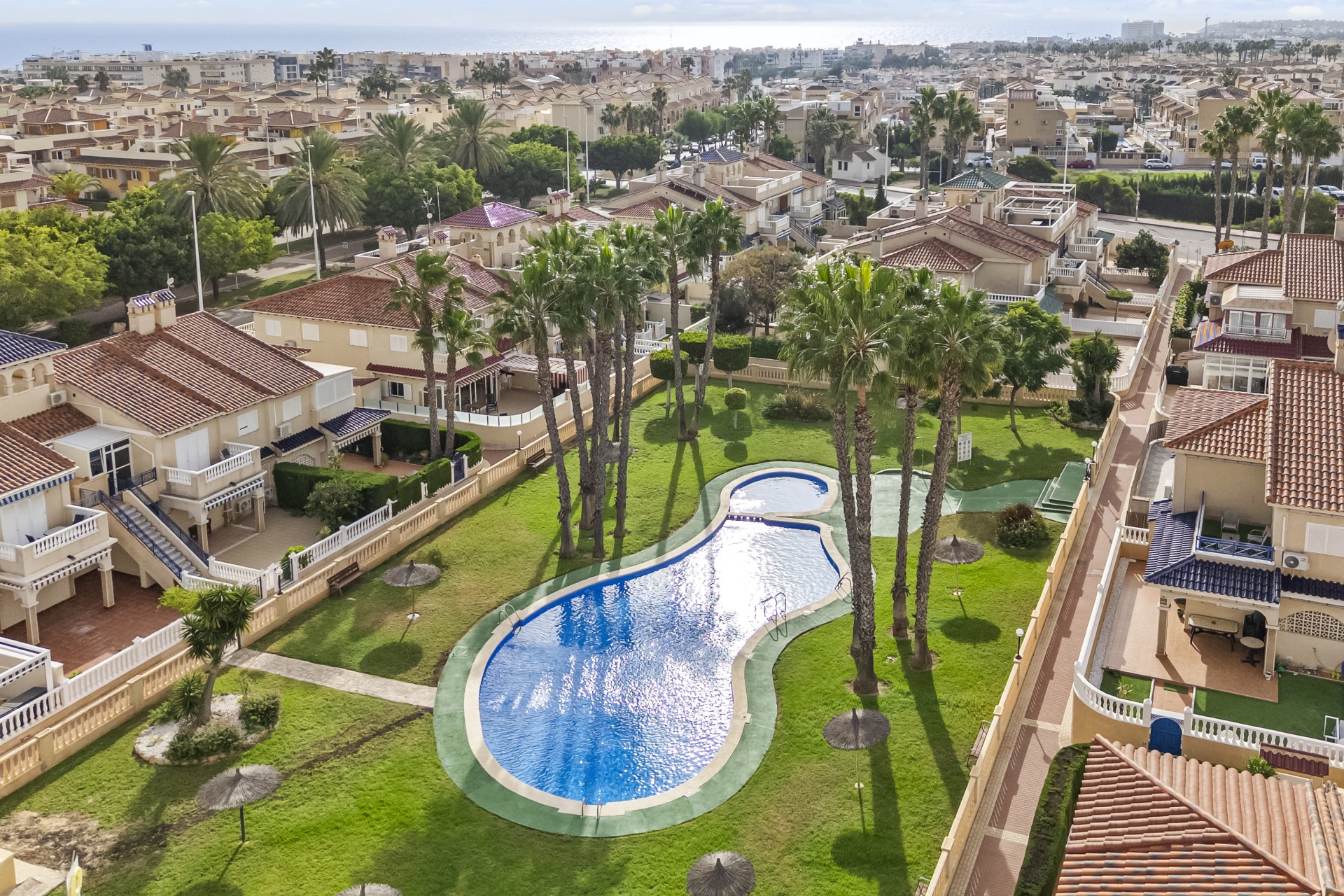 Reventa - Apartamento -
Orihuela Costa - Playa Flamenca