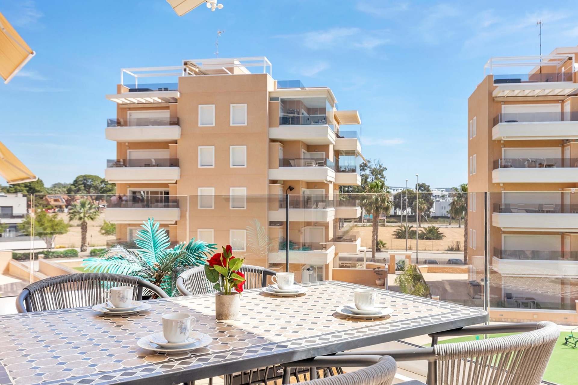 Reventa - Apartamento / piso -
Guardamar del Segura - El Raso