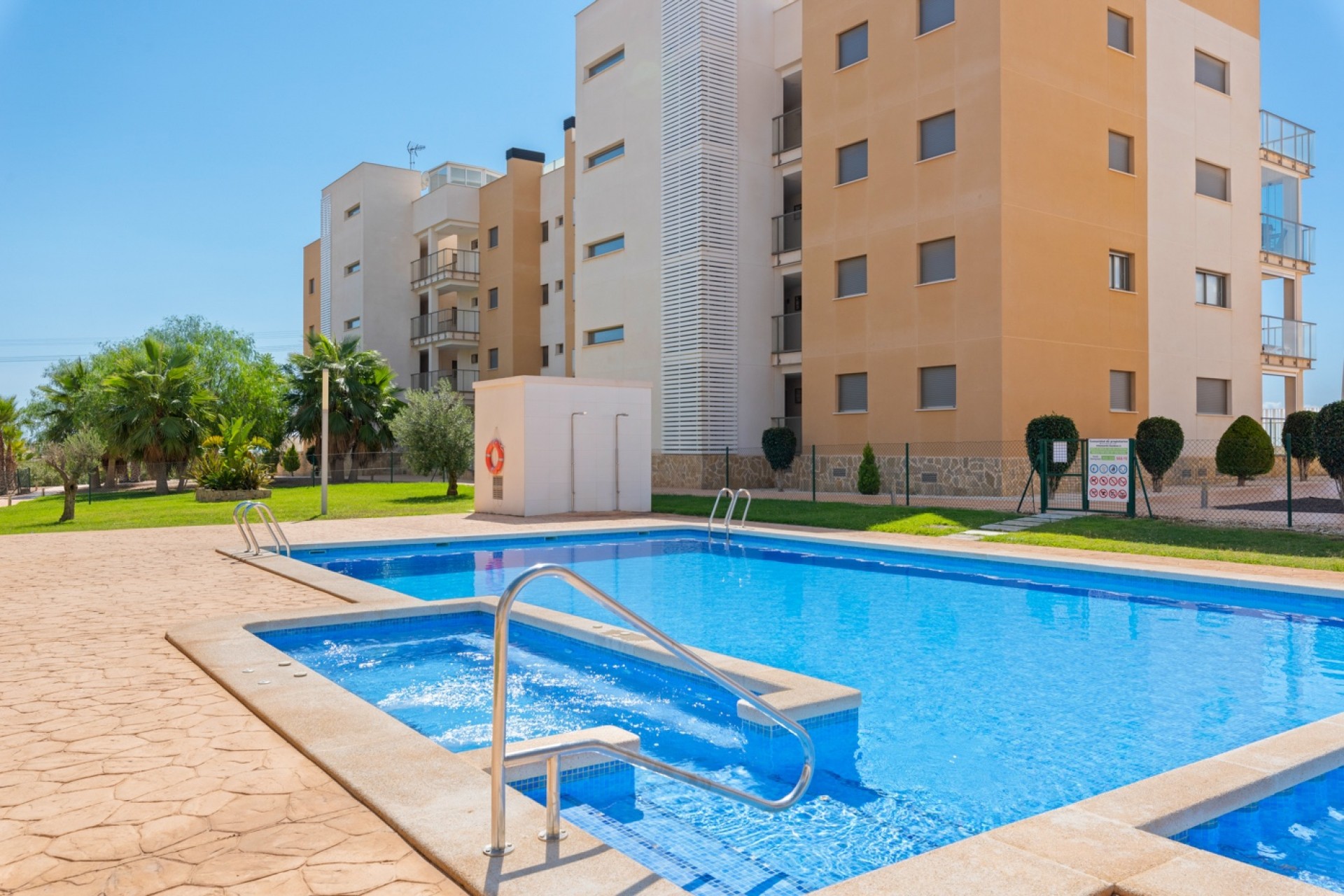 Reventa - Apartamento / piso -
Orihuela Costa* - Los Dolses*