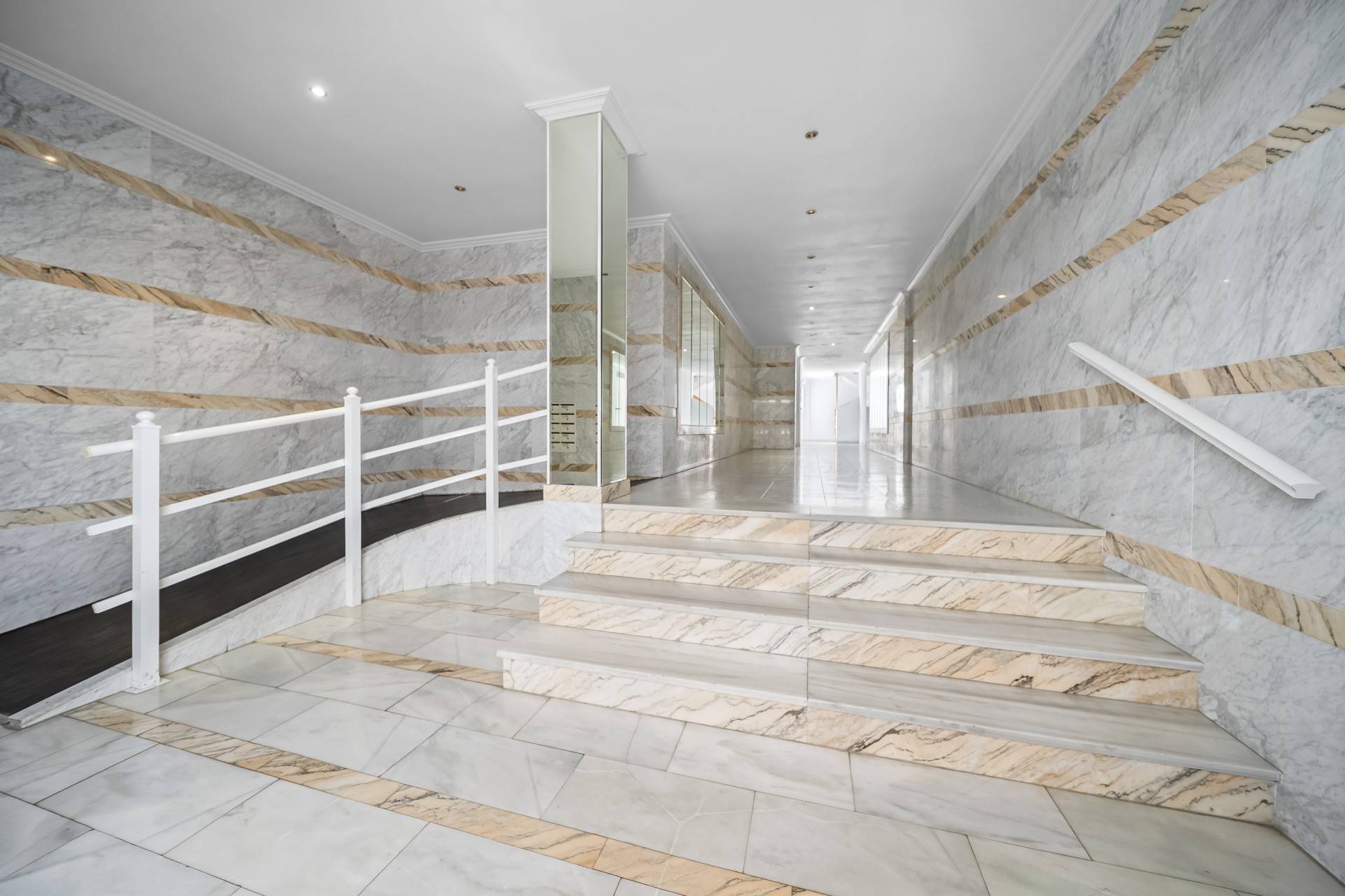 Reventa - Apartamento -
Torrevieja - Centro